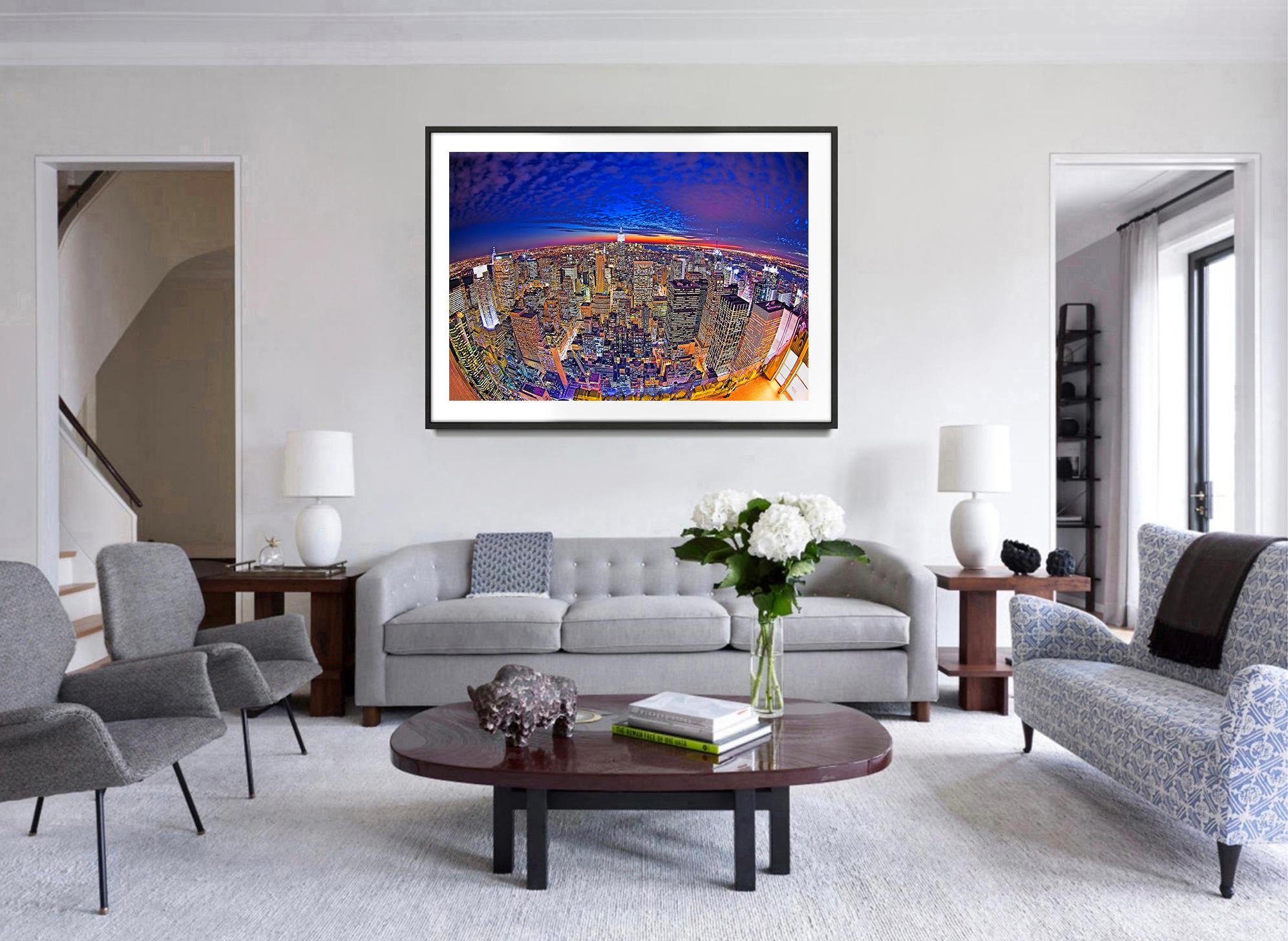 Ovunque guardi, vedi il Chrysler Building: 30 Rock Twilight - Photograph Postimpressionismo di Mitchell Funk