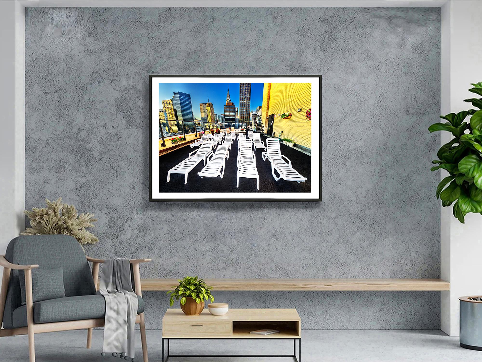 Ovunque si guardi si vede il Chrysler Building: Terza Avenue e 38a Strada - Photograph Concettualismo di Mitchell Funk