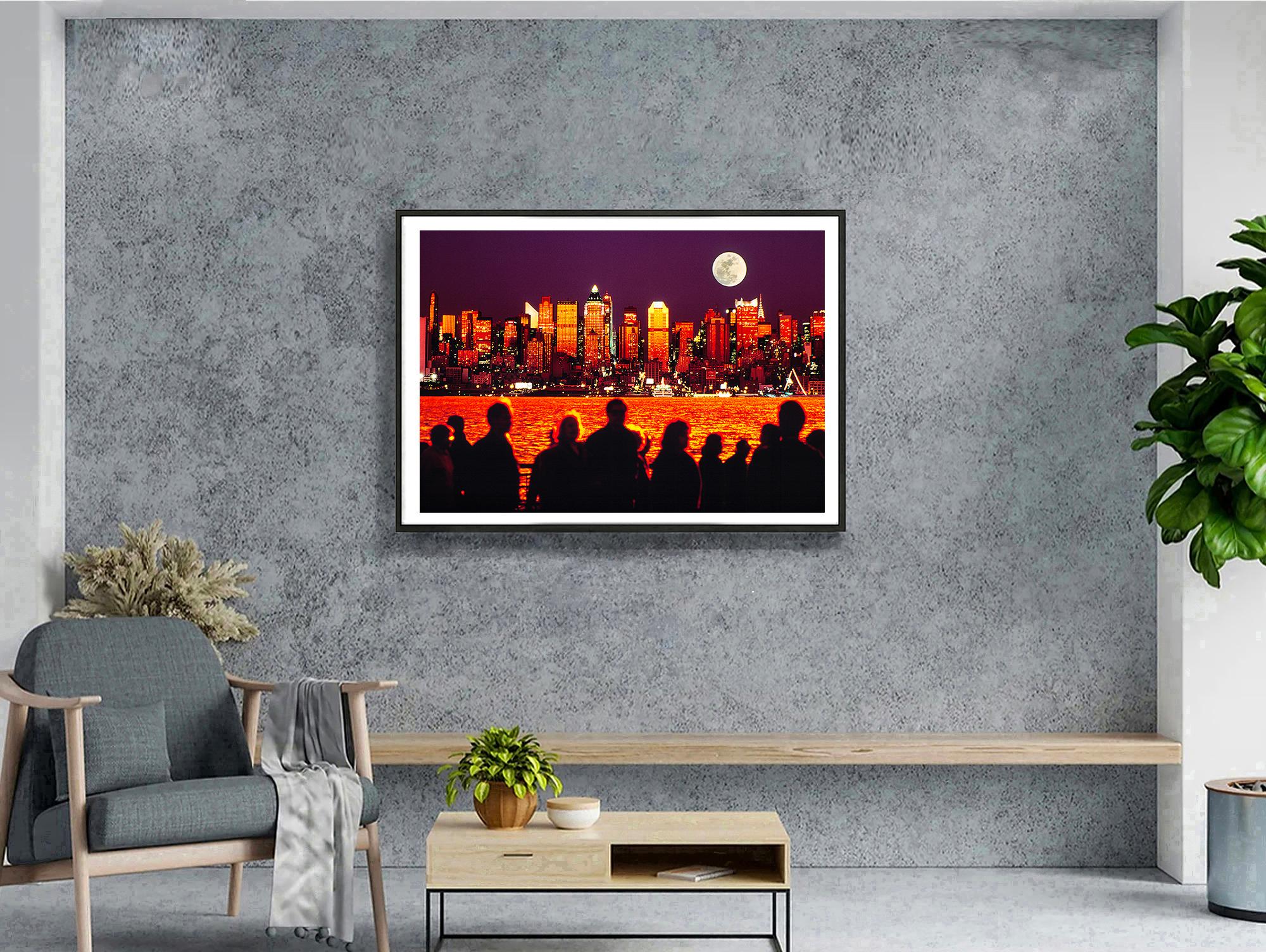 Ovunque si guardi si vede il Chrysler Building: Weehawken 2 - Landscape Photograph Nero di Mitchell Funk