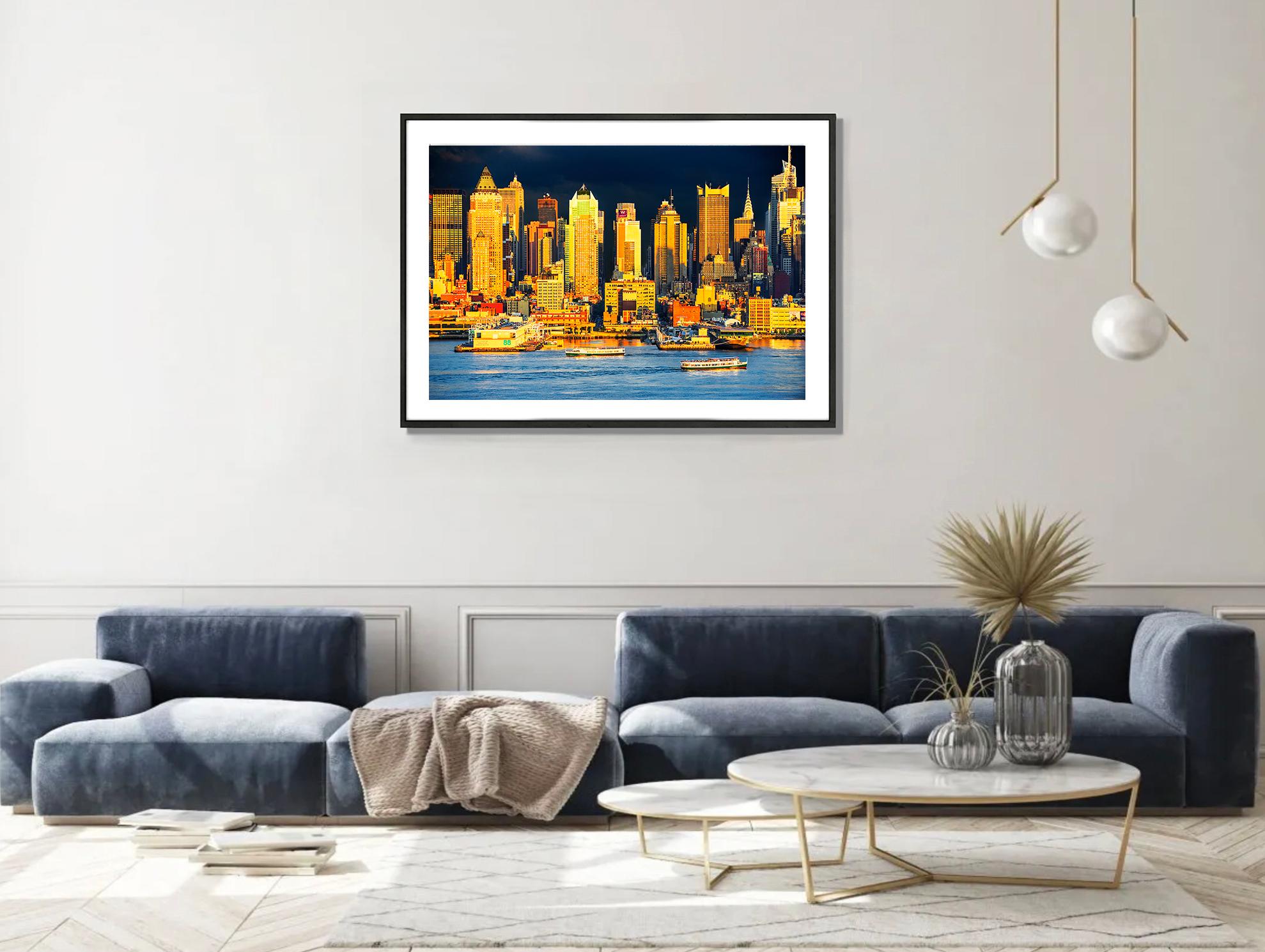 Ovunque si guardi si vede il Chrysler Building: Weehawken 4 - Photograph Surrealismo di Mitchell Funk