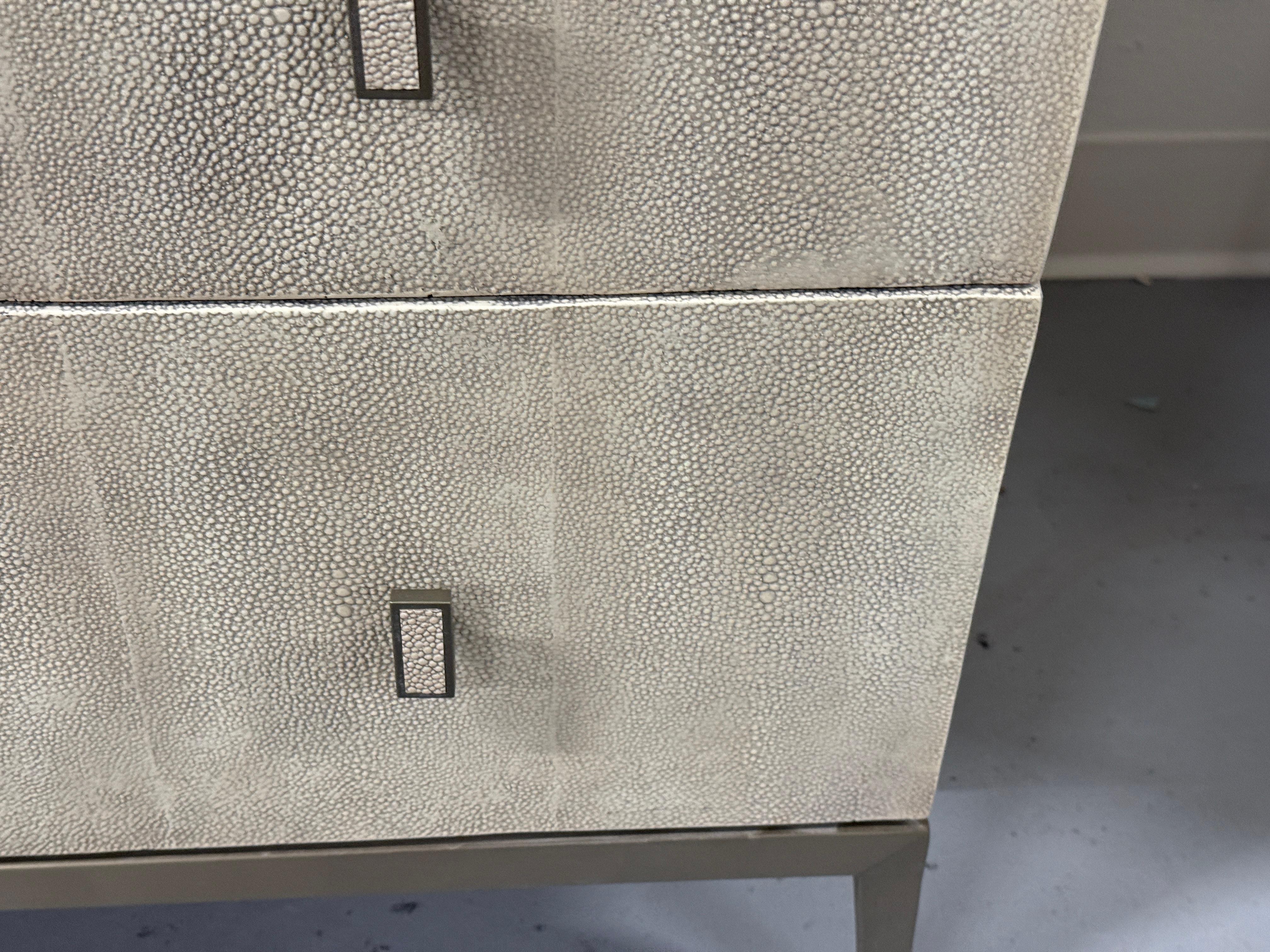 Cassapanca Solange di Mitchell Gold + Bob Williams in finto zigrino in vendita 4