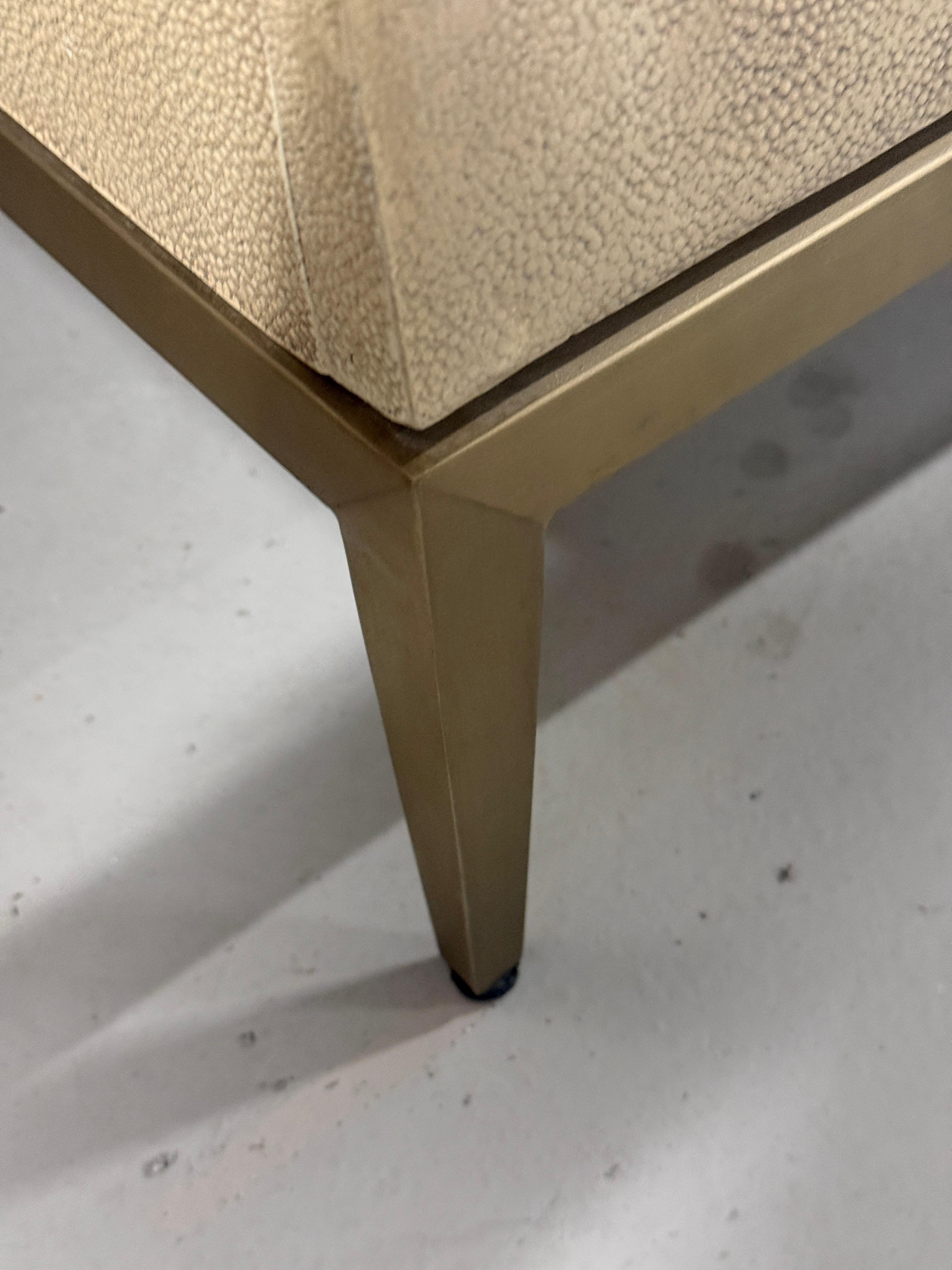 Cassapanca Solange di Mitchell Gold + Bob Williams in finto zigrino in vendita 7