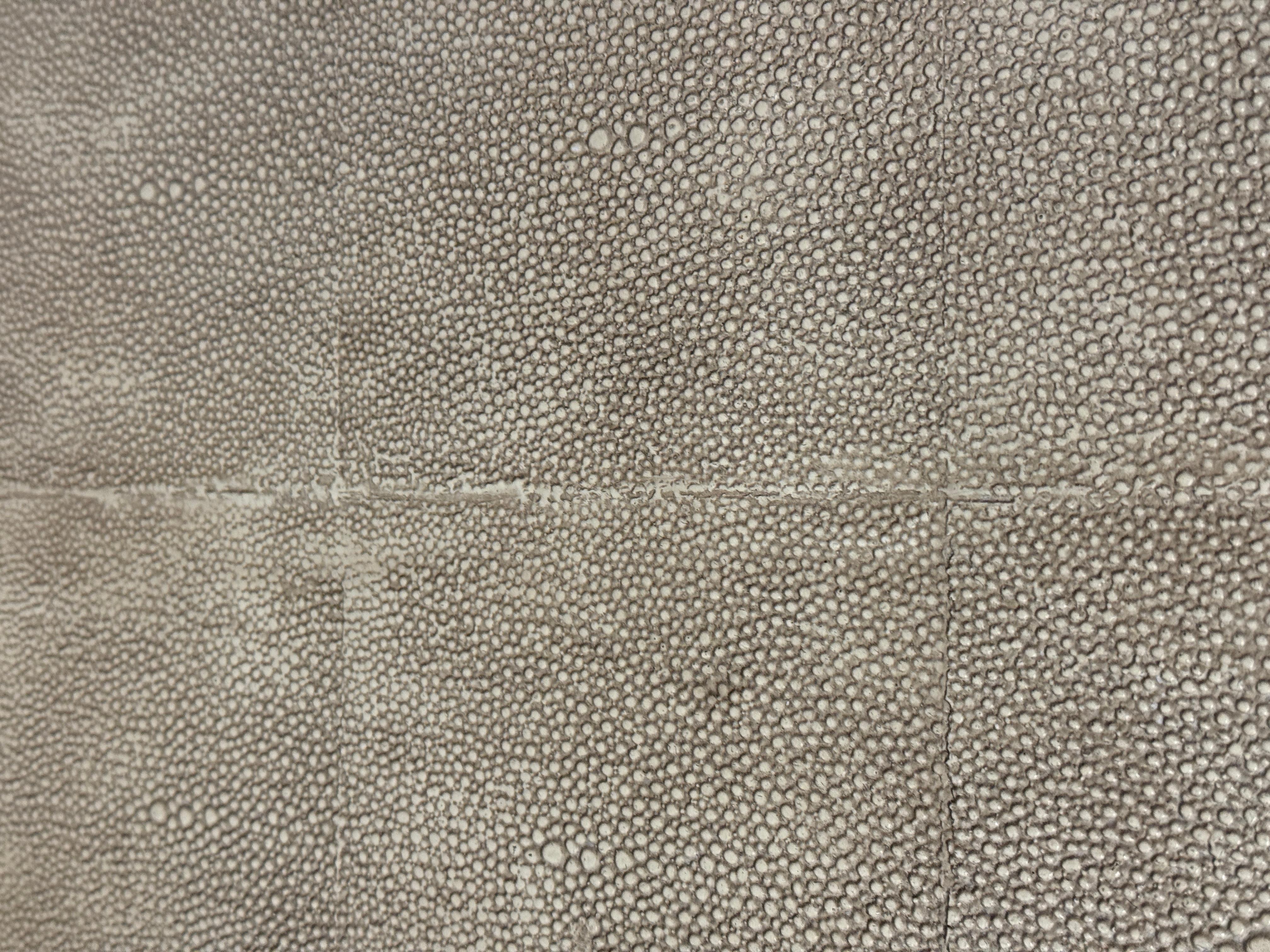 Bronzo Cassapanca Solange di Mitchell Gold + Bob Williams in finto zigrino in vendita