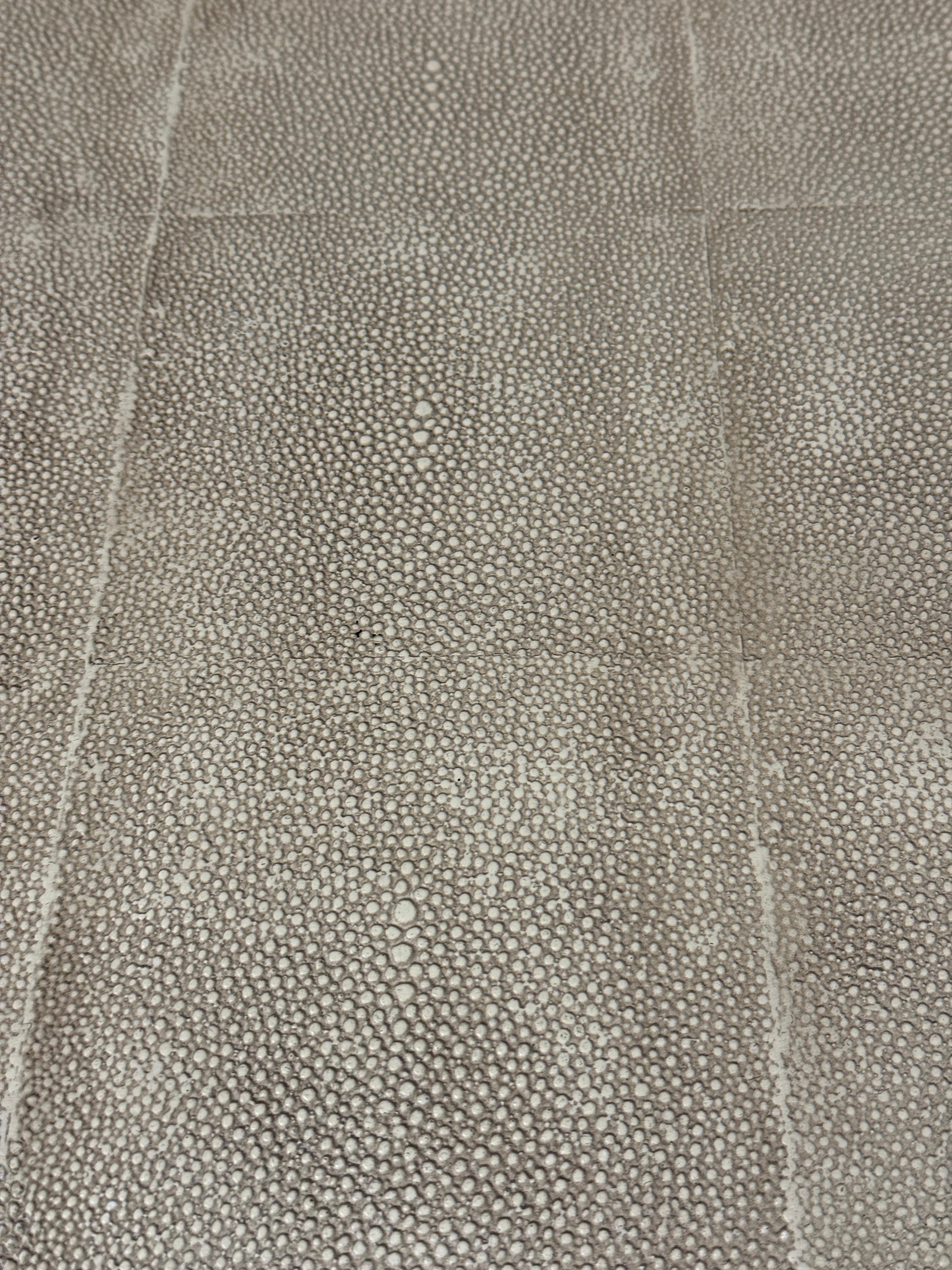 Cassapanca Solange di Mitchell Gold + Bob Williams in finto zigrino in vendita 1