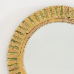 Raro specchio in ceramica smaltata e oro screziato di Mithé Espelt, Francia, circa 1948