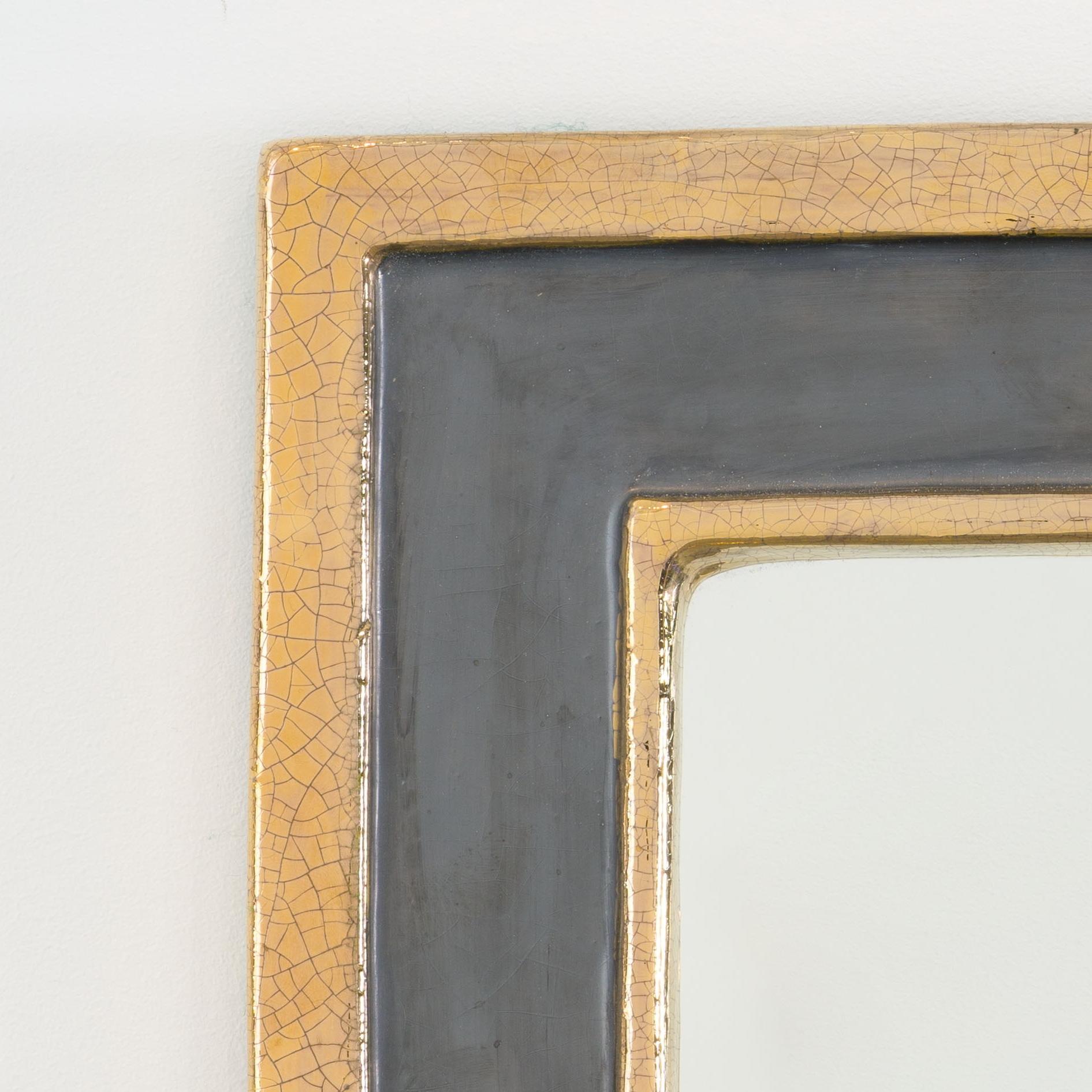 Miroir Mithé Espelt Faïence gaufrée et émaillée avec Highlight en or en vente 3