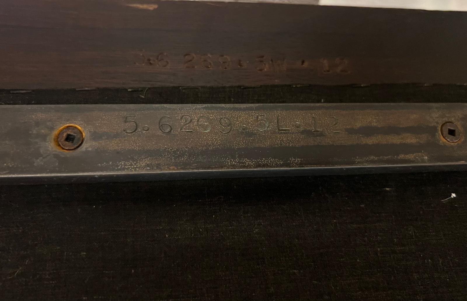 Sedia Mito di Philip Nimmo in legno e bronzo, 21° secolo in vendita 6