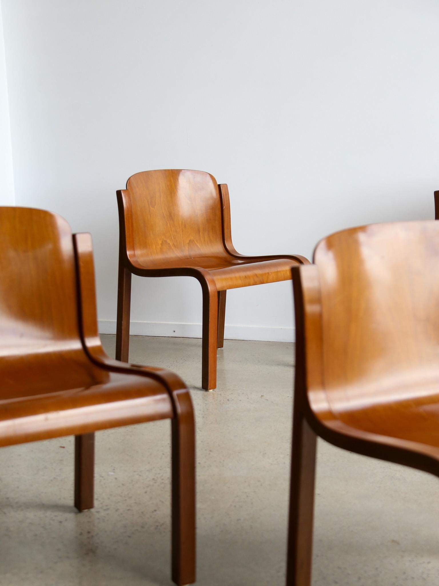 Mid-Century Modern Mito Chairs by Carlo Bartoli for Tisettanta Set of Four For Sale