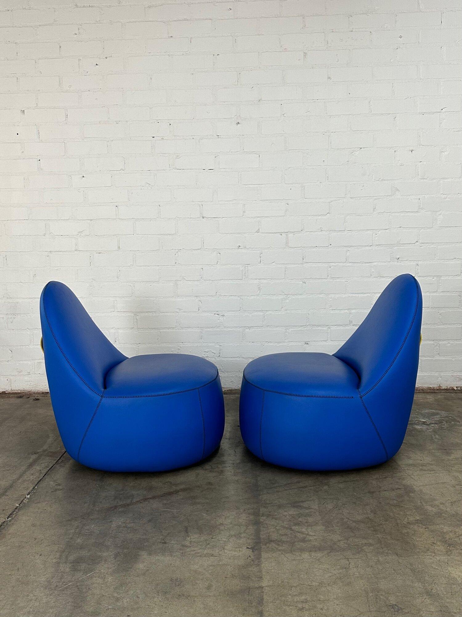 Mitt Lounge Chairs in Blue with Yellow Accents by Claudia + Harry Washington, Be For Sale 1