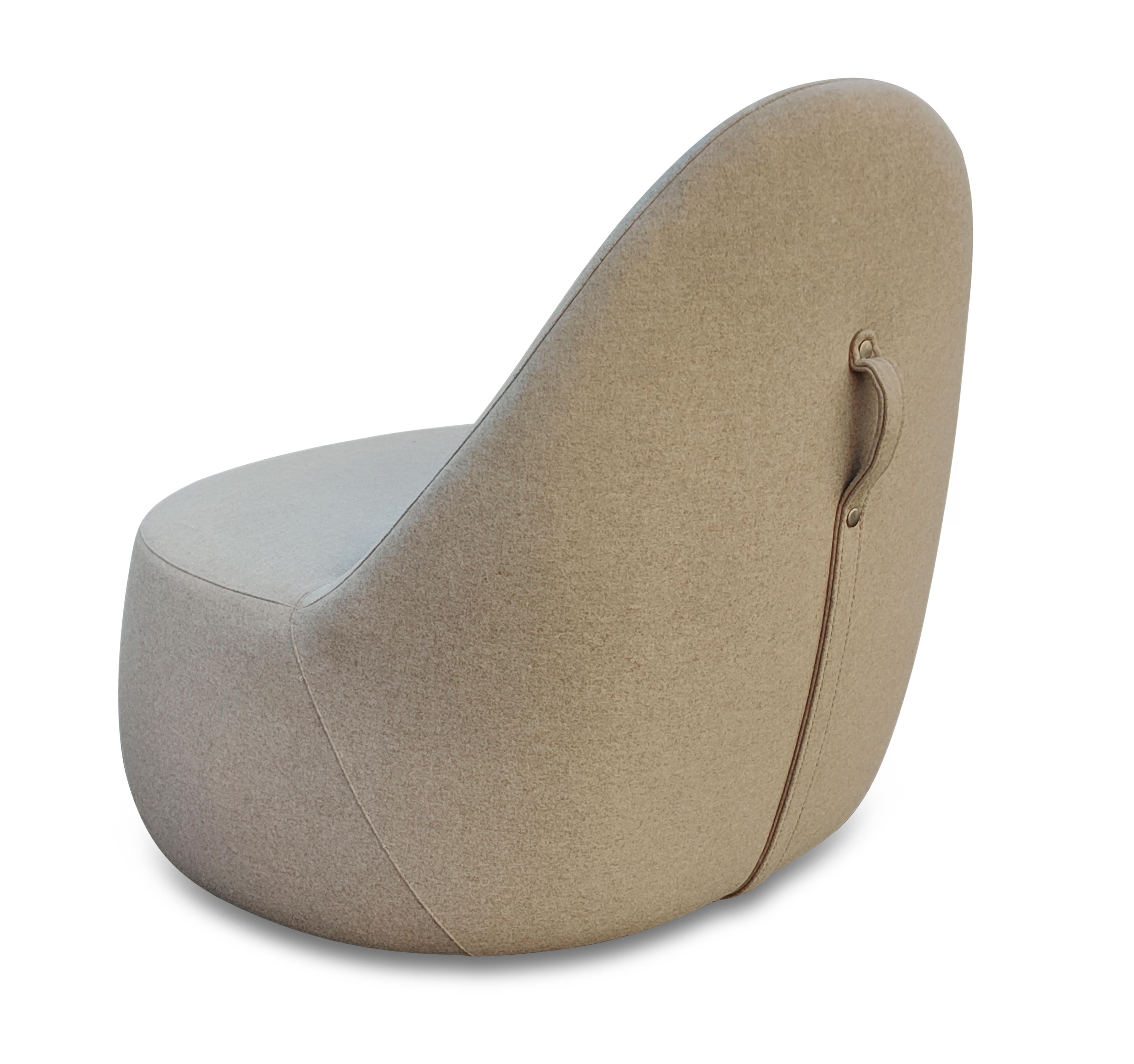 Mitt Lounge Chairs Pair, Claudia + Harry Washington, Bernhardt Design Space-Age 1