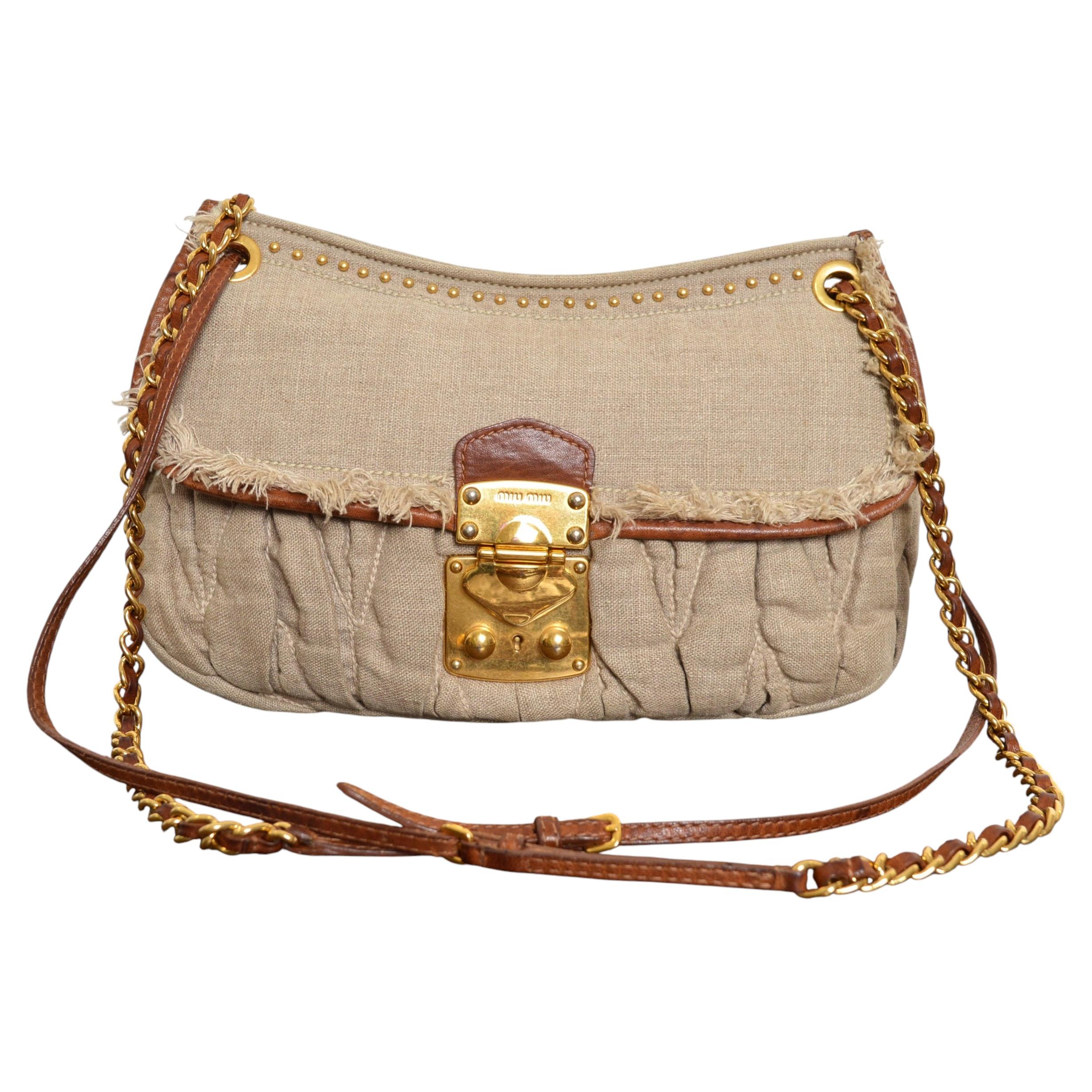 Borsa a tracolla miu miu degli anni 2000 in pelle beige vintage Hessian con dettagli dorati