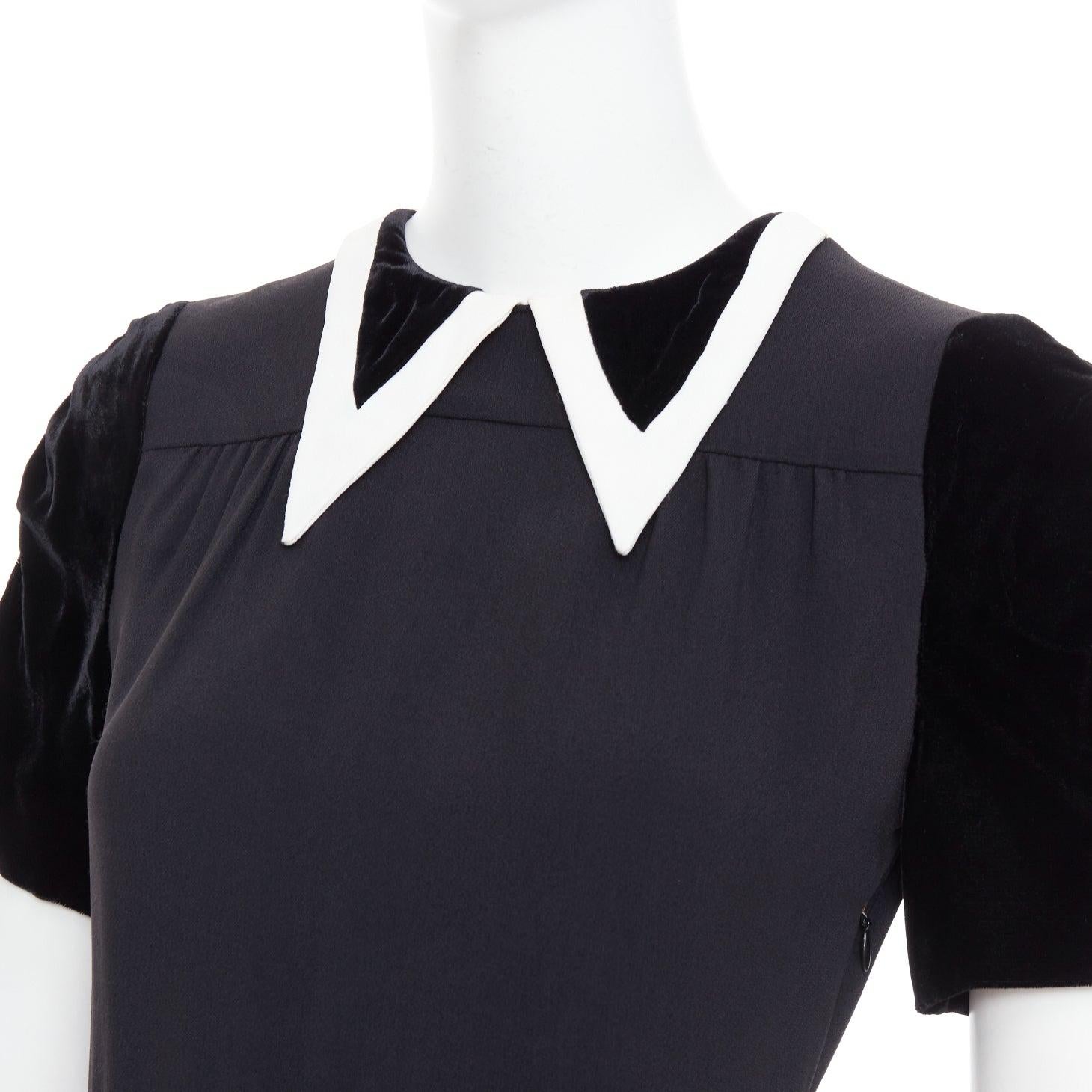MIU MIU 2013 terciopelo negro cuello blanco mangas fruncidas vestido IT38 XS
Referencia: GEGG/A00107
Marca: Miu Miu
Diseñador: Miuccia Prada
Colección: 2013
Material: Acetato, Mezcla
Color: Negro, Blanco
Patrón: Sólido
Cierre: cremallera
Forro: