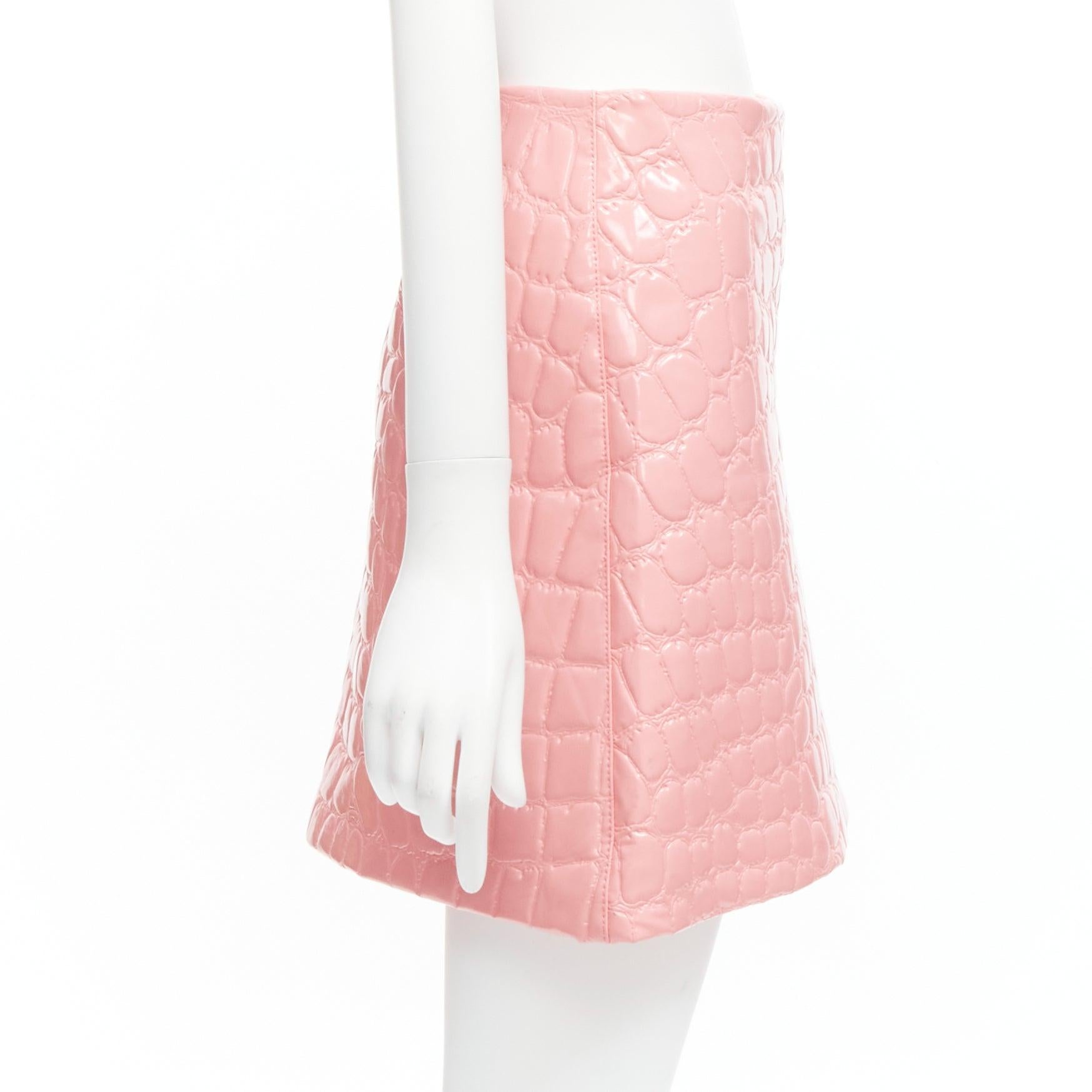 MIU MIU 2015 pink 3D patent mock croc high waist A-line skirt IT38 XS In Good Condition For Sale In Hong Kong, NT