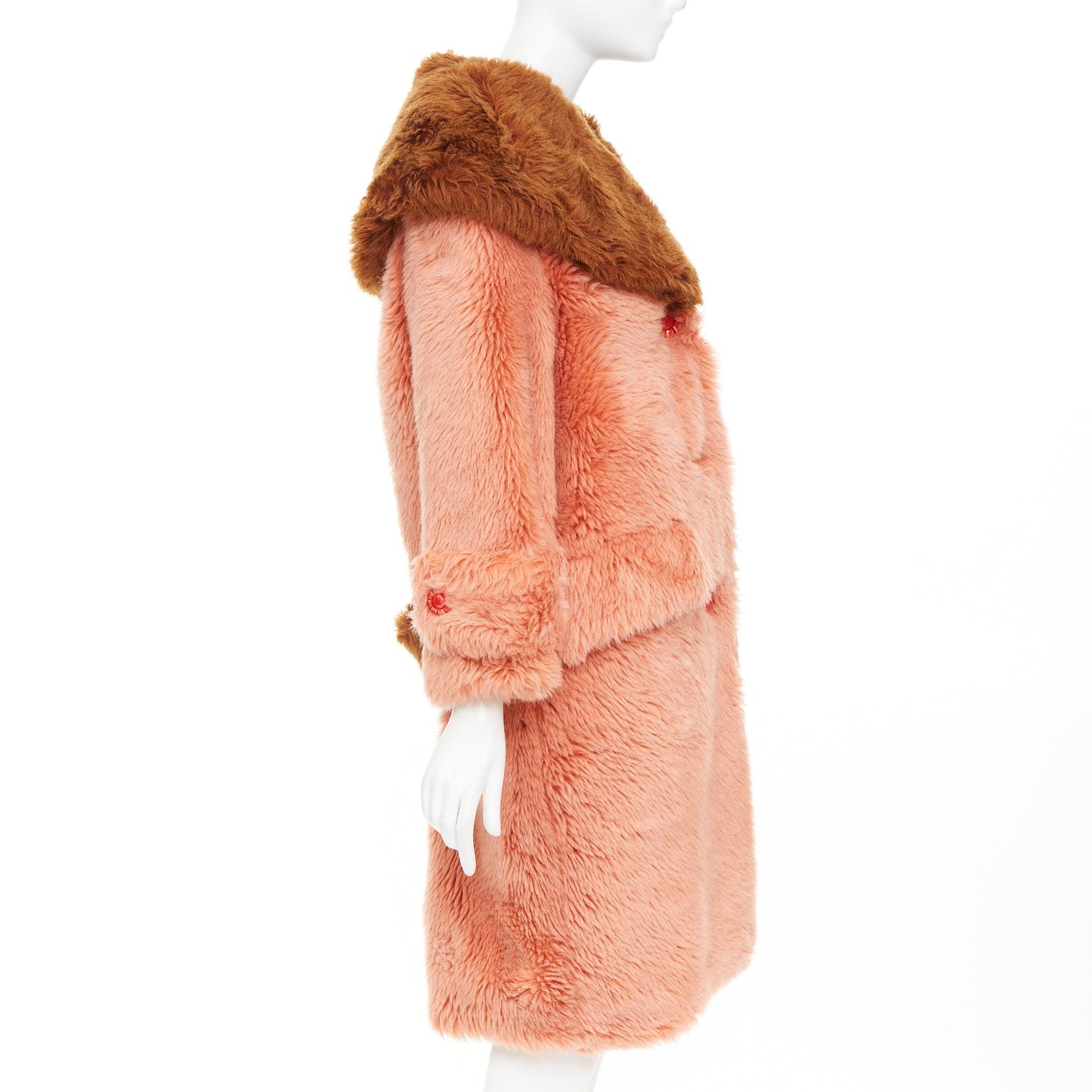 Donna MIU MIU 2017 Runway brown XL flower button faux fur oversized coat IT36 XS in vendita