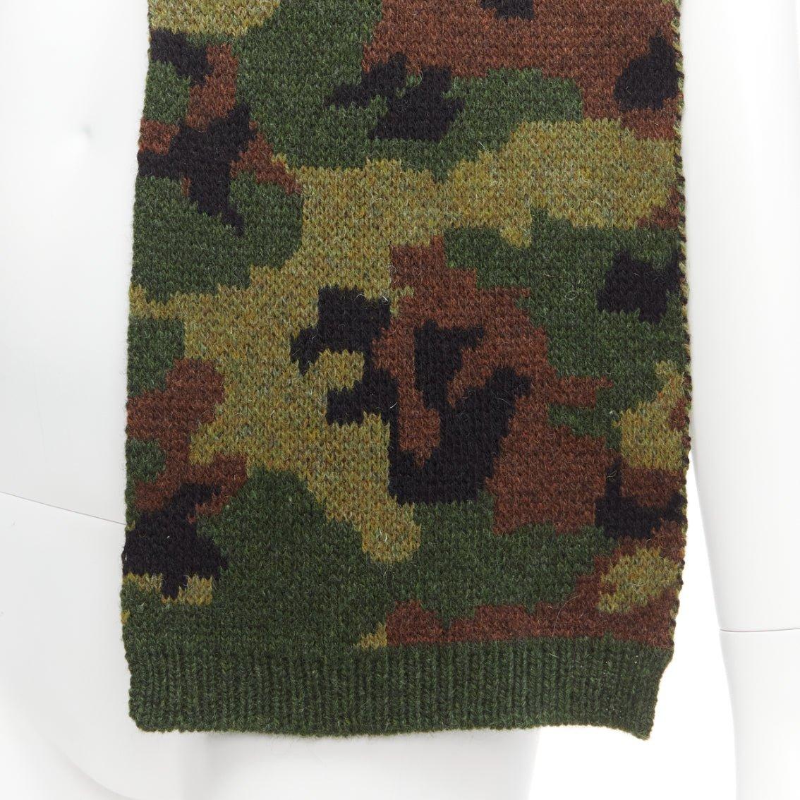 MIU MIU 2019 100% virgin woo green brown camouflage jacquard long scarf For Sale 2