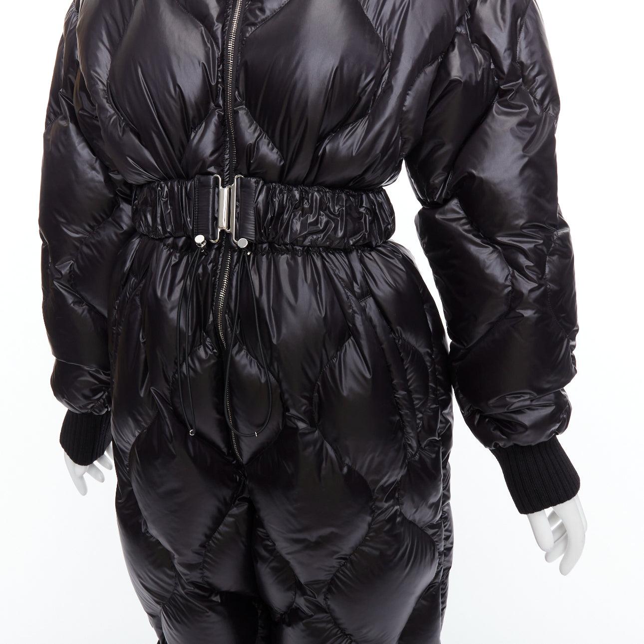 MIU MIU 2021 Runway black quilted goose down puffer belted jumpsuit IT38 XS
Reference: TGAS/E00067
Brand: Miu Miu
Designer: Miuccia Prada
Collection: 2023 - Runway
Material: Polyamide, Blend
Color: Black, White
Pattern: Solid
Closure: Zip
Lining: