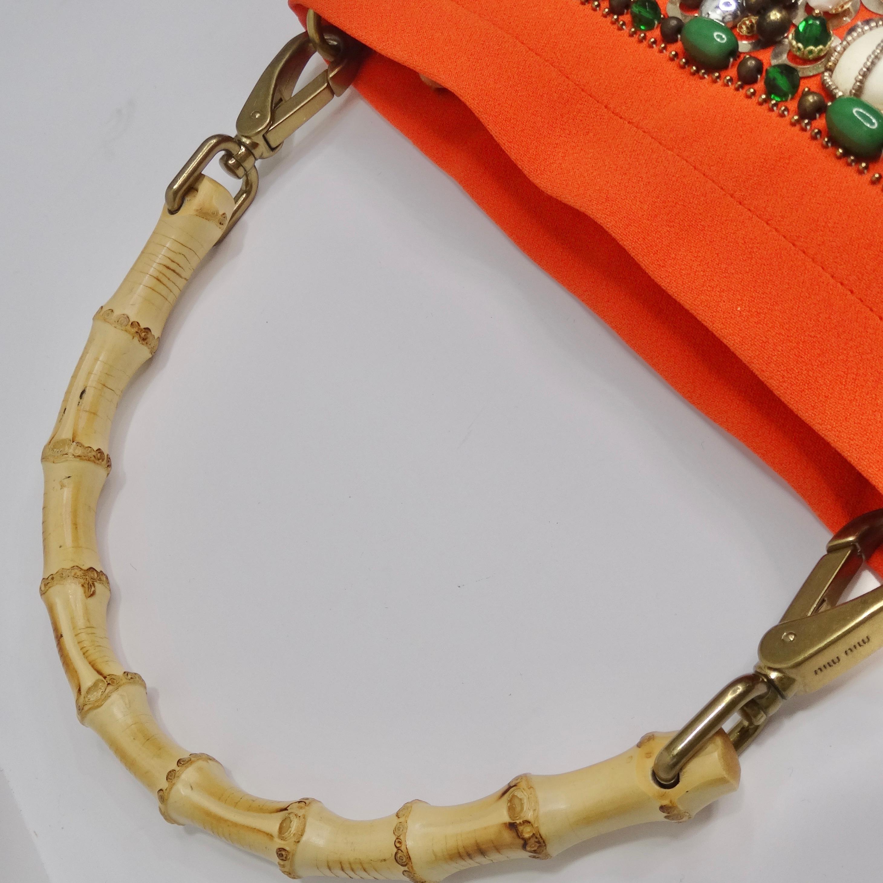 Orange Miu - Sac à main en perles de bambou orange en vente