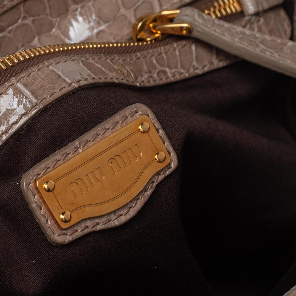 Miu Miu Beige Croc Embossed Patent Leather Front Zip Tote 3