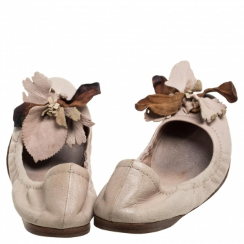 Miu Miu Beige Leather Embellished  Flats Size 38 For Sale 1