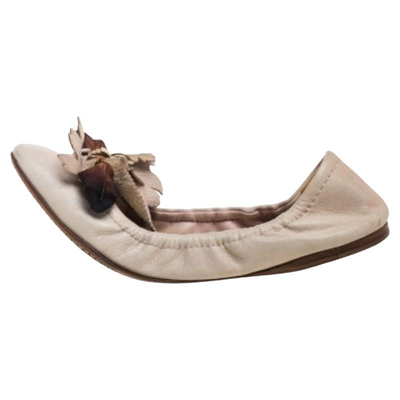 Miu Miu Beige Leather Embellished  Flats Size 38 For Sale