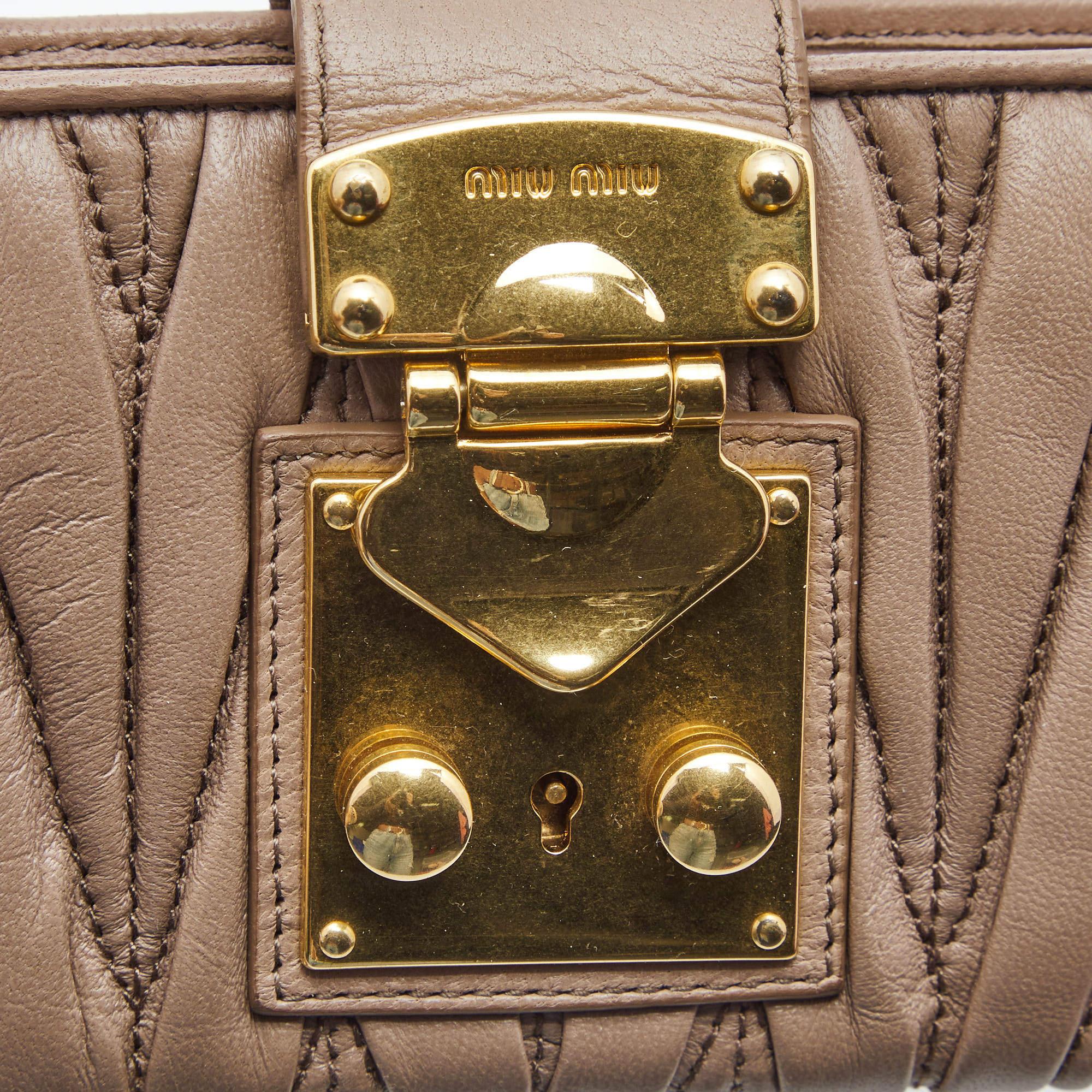 Miu Miu Beige Matelassé  Leather Key Lock Continental Wallet 3