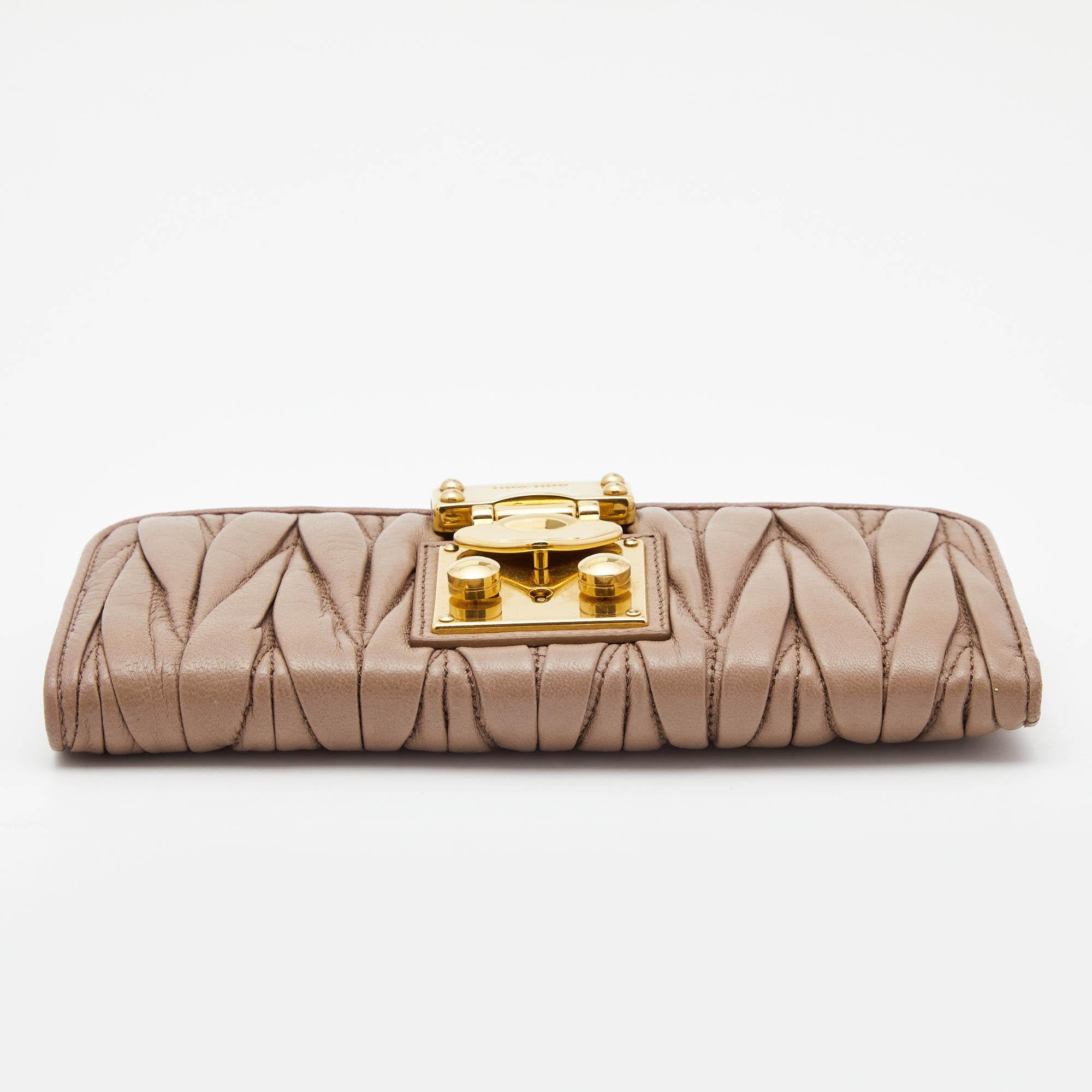 Miu Miu Beige Matelassé  Leather Key Lock Continental Wallet 4