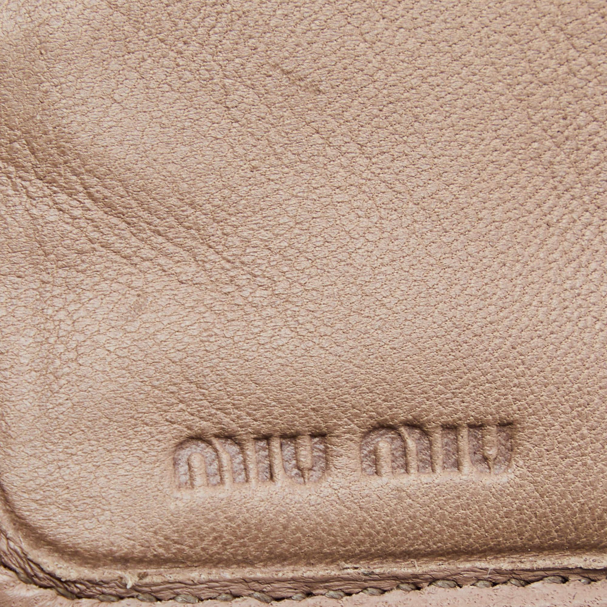 Miu Miu Beige Matelassé  Leather Key Lock Continental Wallet 5