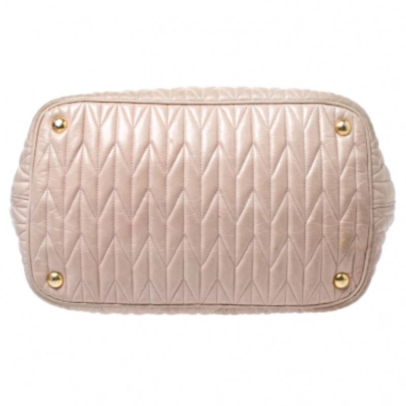 Miu Miu Beige Metalasse Leather Covertible Tote Damen im Angebot