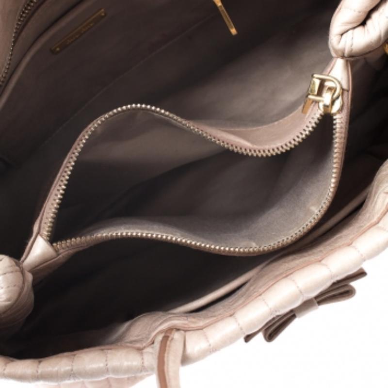 Miu Miu Beige Metalasse Leather Covertible Tote im Angebot 2