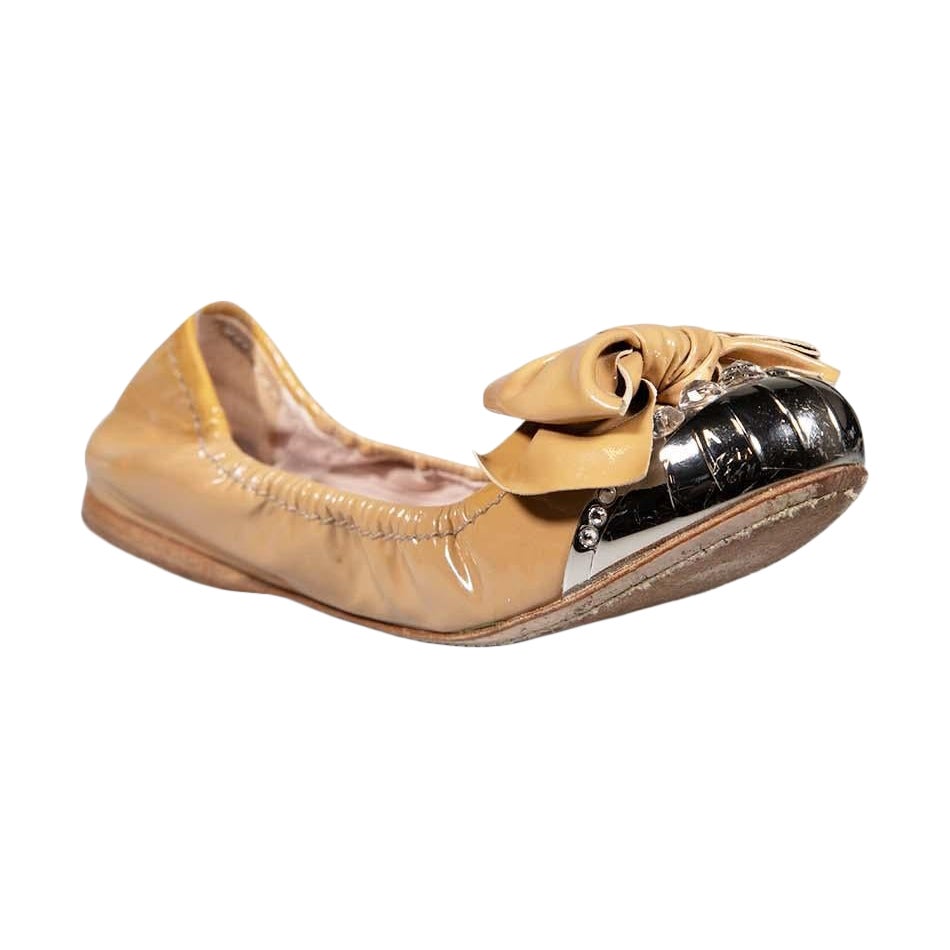 Miu Miu Beige Patent Bow 
Crystal Ballet Flats Size IT 37