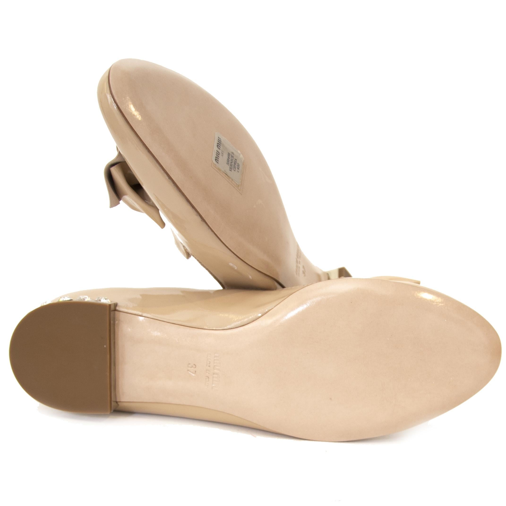 beige size 37
