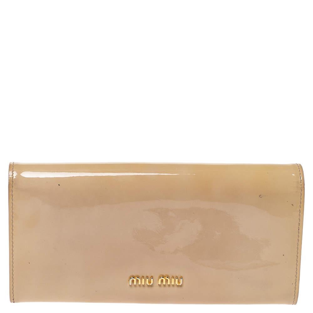 Women's Miu Miu Beige Patent Leather Bow Continental Wallet