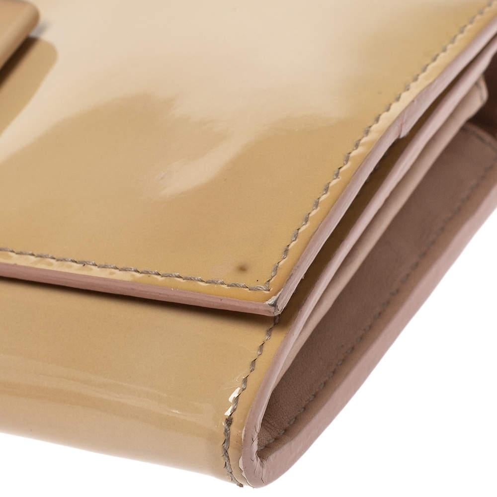 Miu Miu Beige Patent Leather Bow Continental Wallet 5
