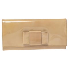 Miu Miu Beige Patent Leather Bow Continental Wallet