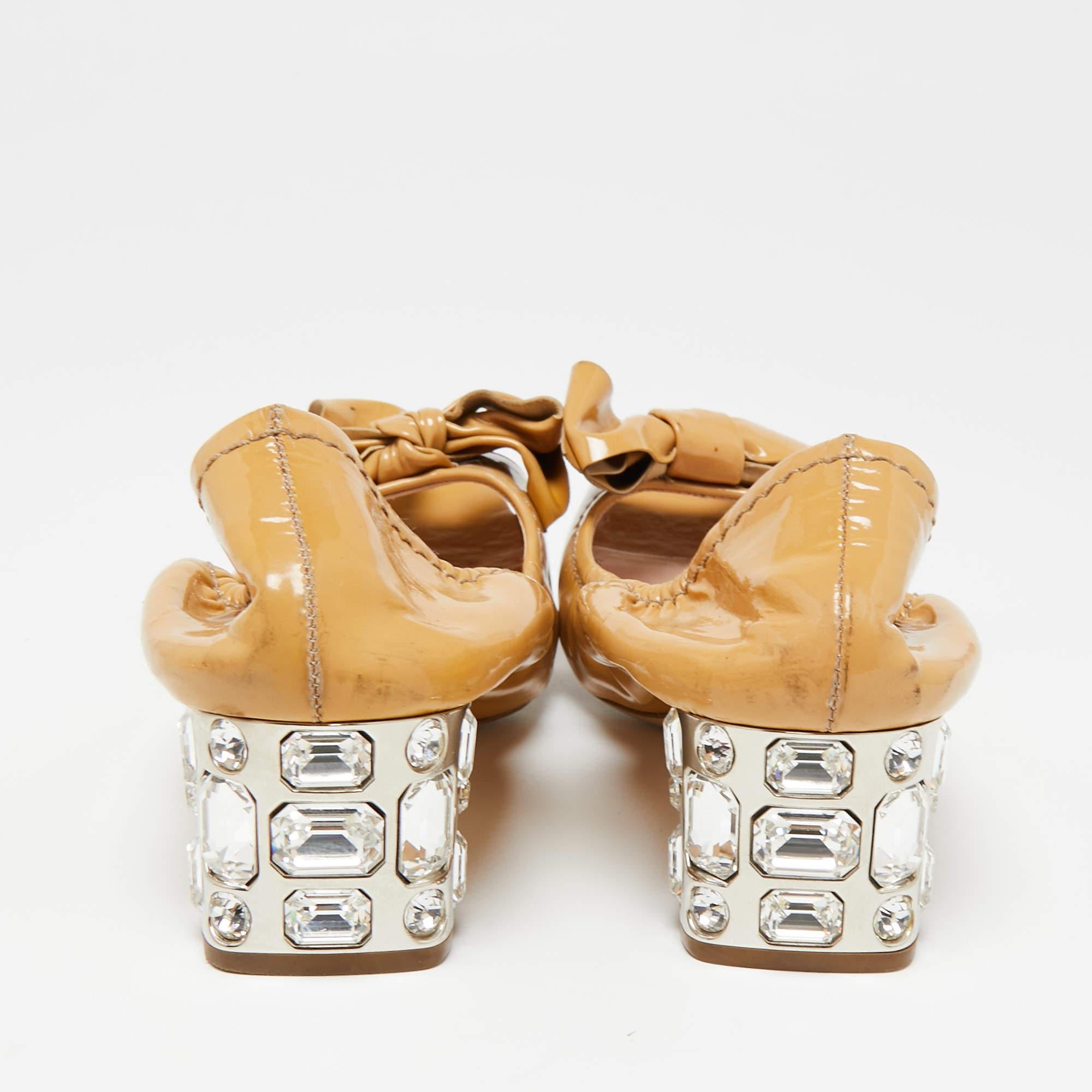 Women's Miu Miu Beige Patent Leather Bow Crystal Studded Heel Peep-Toe Pumps Size 38