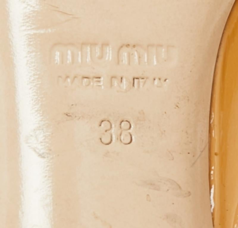 Miu Miu Beige Charol Lazo Cristal Tacón Tachonado Bombas Peep-Toe Talla 38 en venta 2