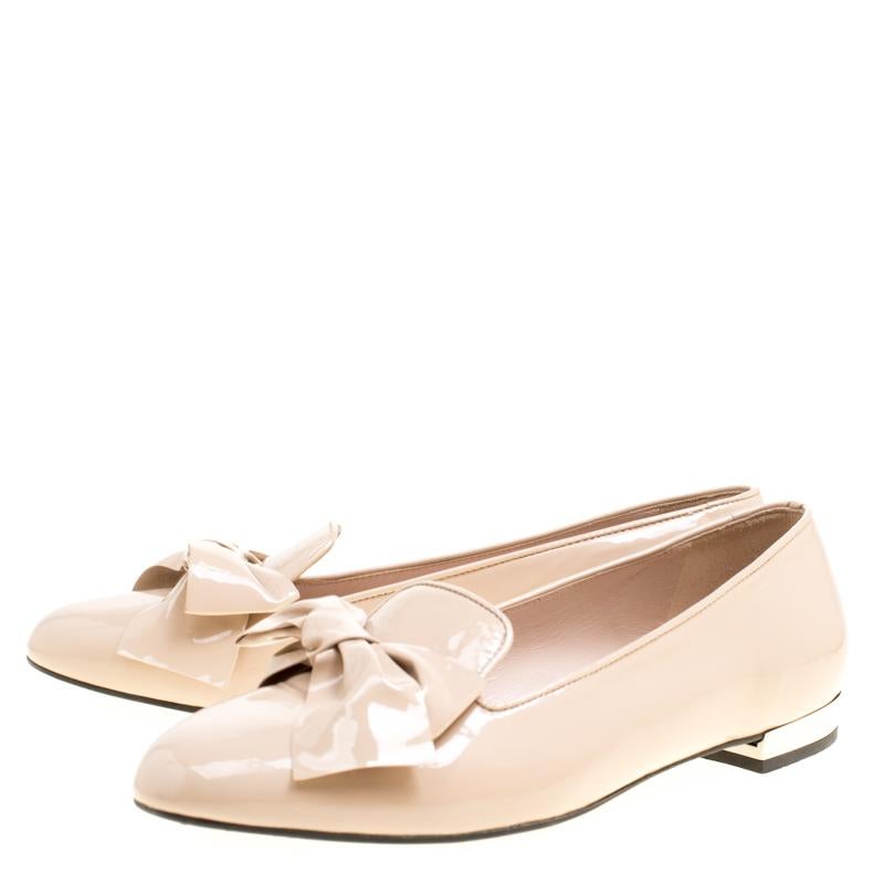 Miu Miu Beige Patent Leather Bow Smoking Slippers Size 39 2