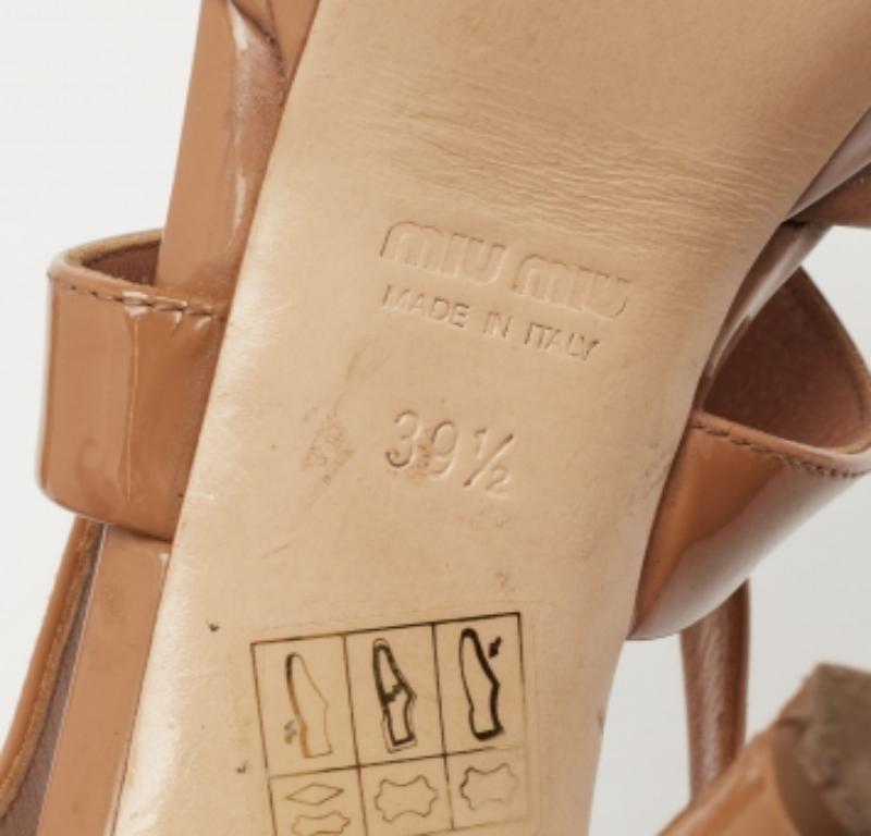 Miu Miu Beige Patent Leather Criss Cross Platform Sandals Size 39.5 For Sale 4