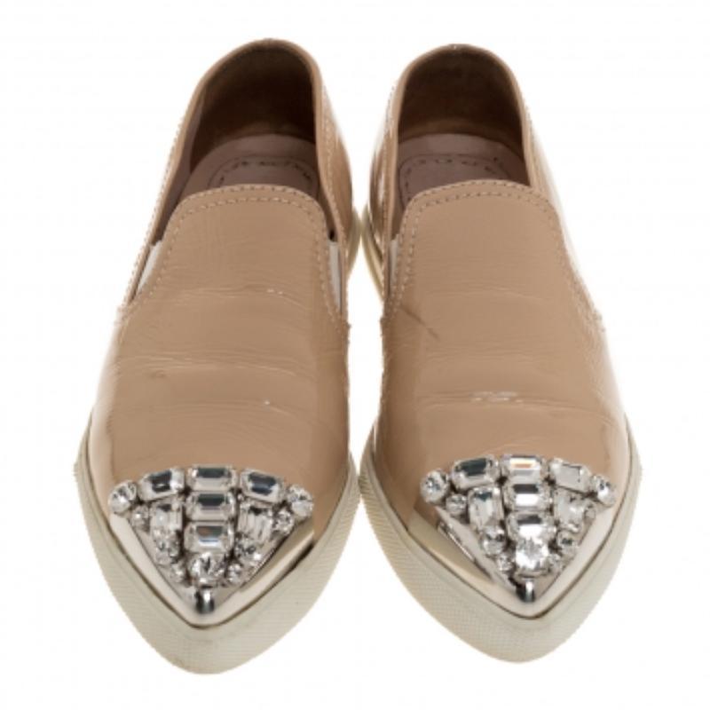 Miu Miu Beige Patent Leather Crystal Pointed Cap Toe Slip On Sneakers Size 35 For Sale 3
