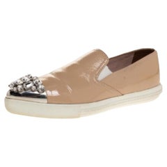 Miu Miu Beige Patent Leather Crystal Pointed Cap Toe Slip On Sneakers Size 35