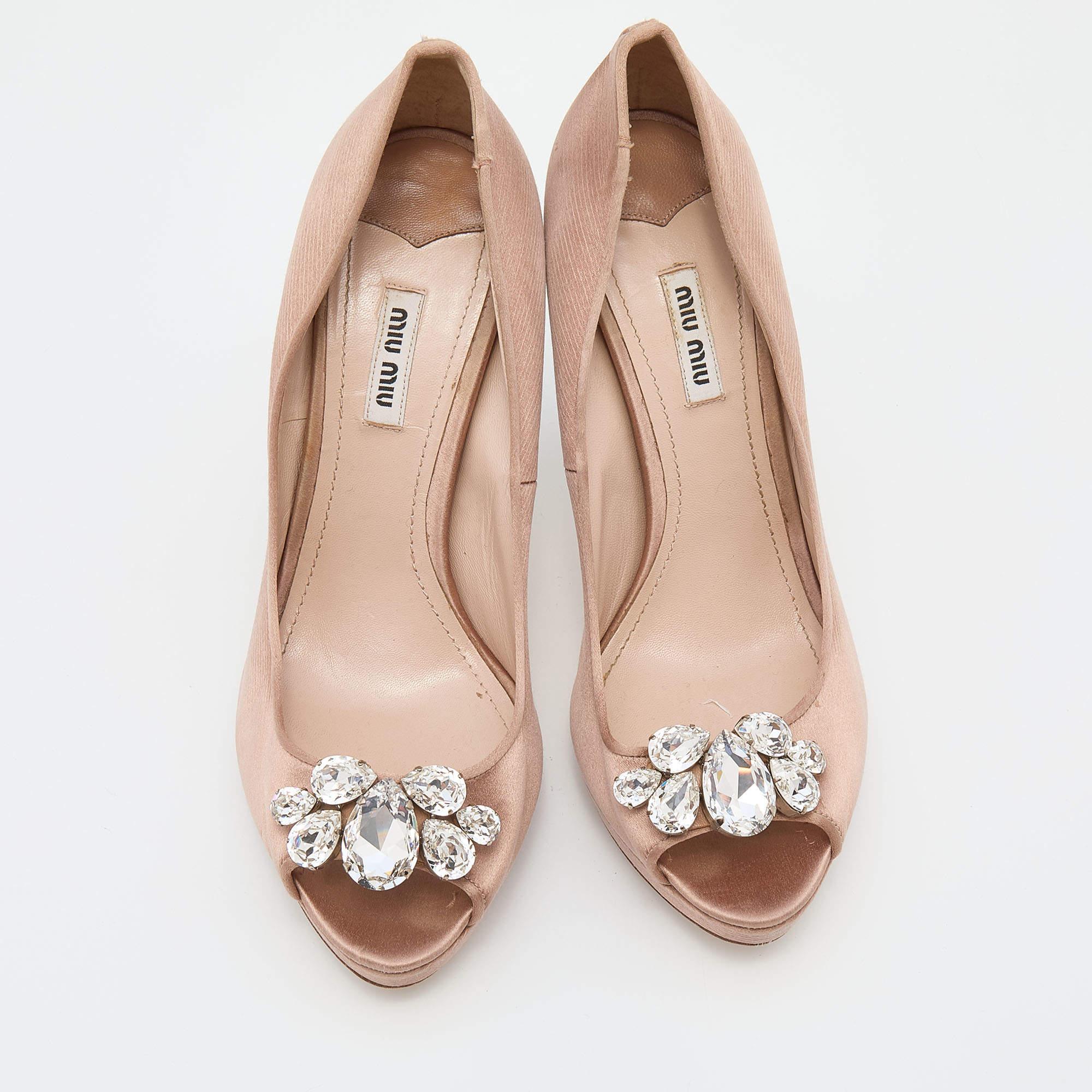 Miu Miu Beige Satin Crystal Embellished Peep Toe Platform Pumps Size 41 In Good Condition In Dubai, Al Qouz 2
