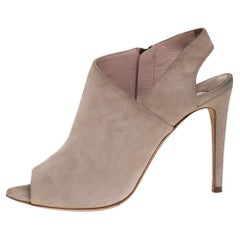 Miu Miu Sandalias peep toe Slingback de piel de ante beige talla 38.5