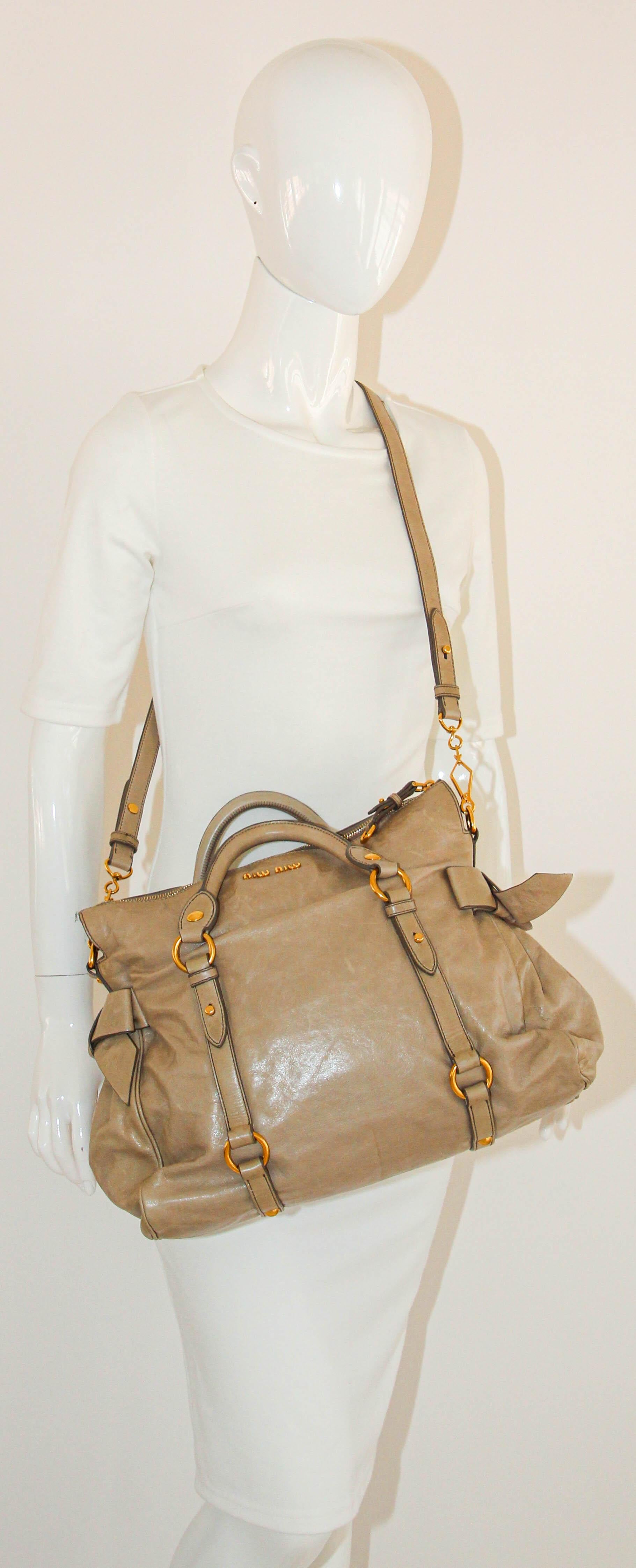 MIU MIU Beige Vitello Lux Bow Leather Hand Bag Satchel Tote For Sale 11