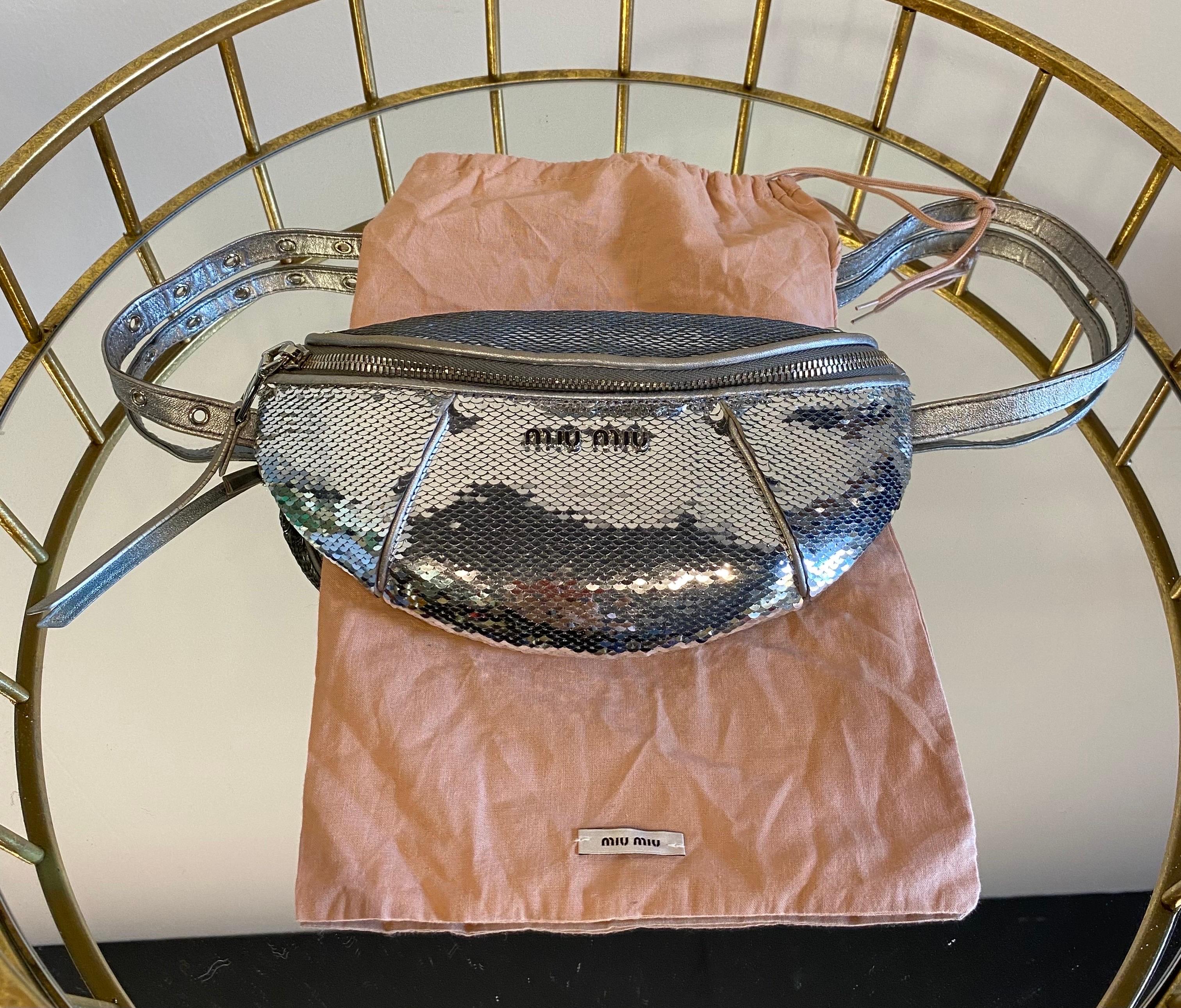 Miu Miu belt bag in silver sequins For Sale 3