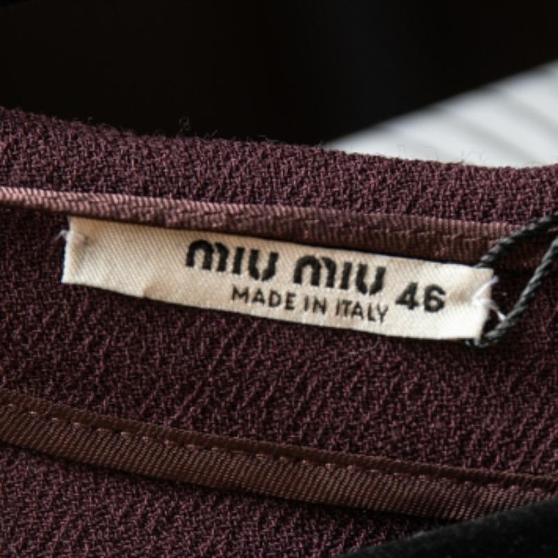 Women's Miu Miu Black-Burgundy Textured Wool Plunge Neck Midi Dress L For Sale