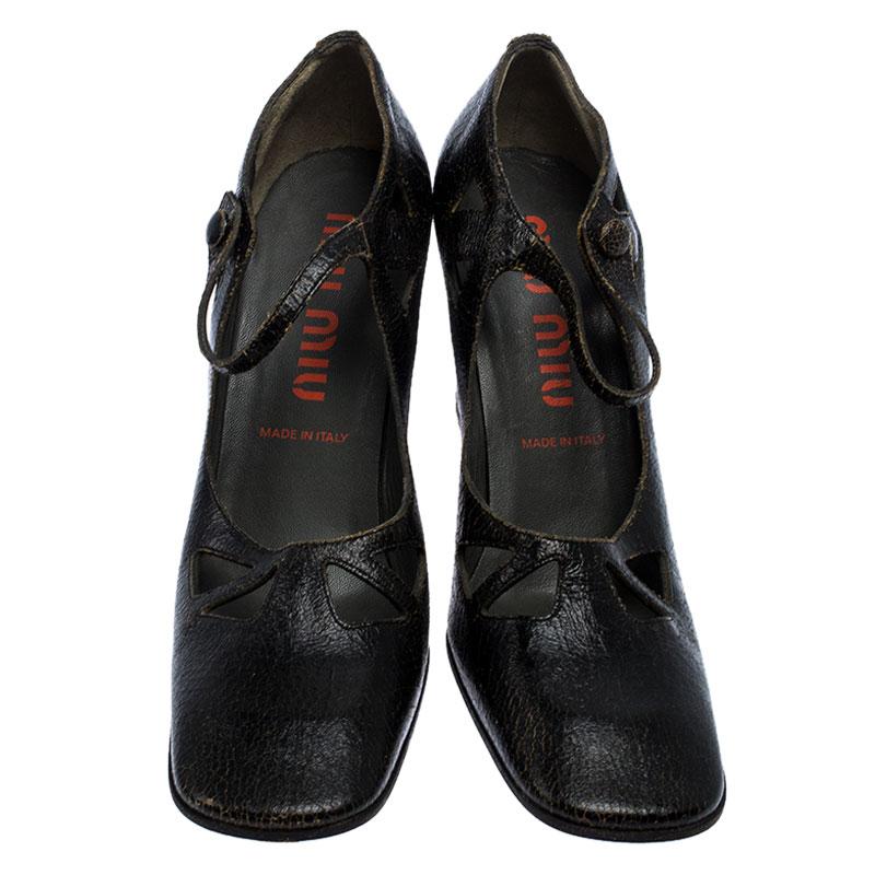 Nero Miu Miu - Pumps in pelle nera con ritaglio a punta quadrata - misura 37,5