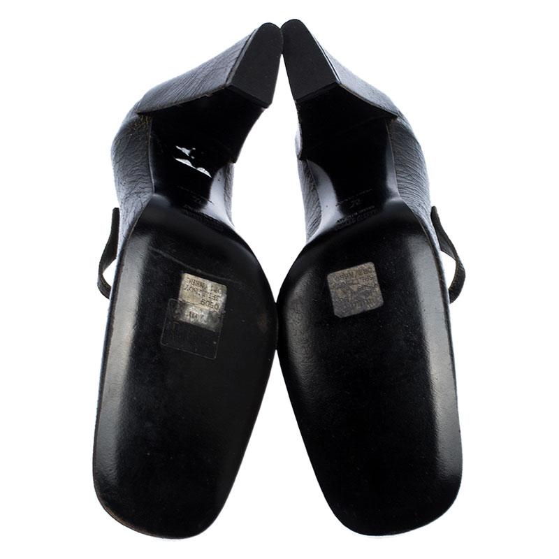 Miu Miu - Pumps in pelle nera con ritaglio a punta quadrata - misura 37,5 2
