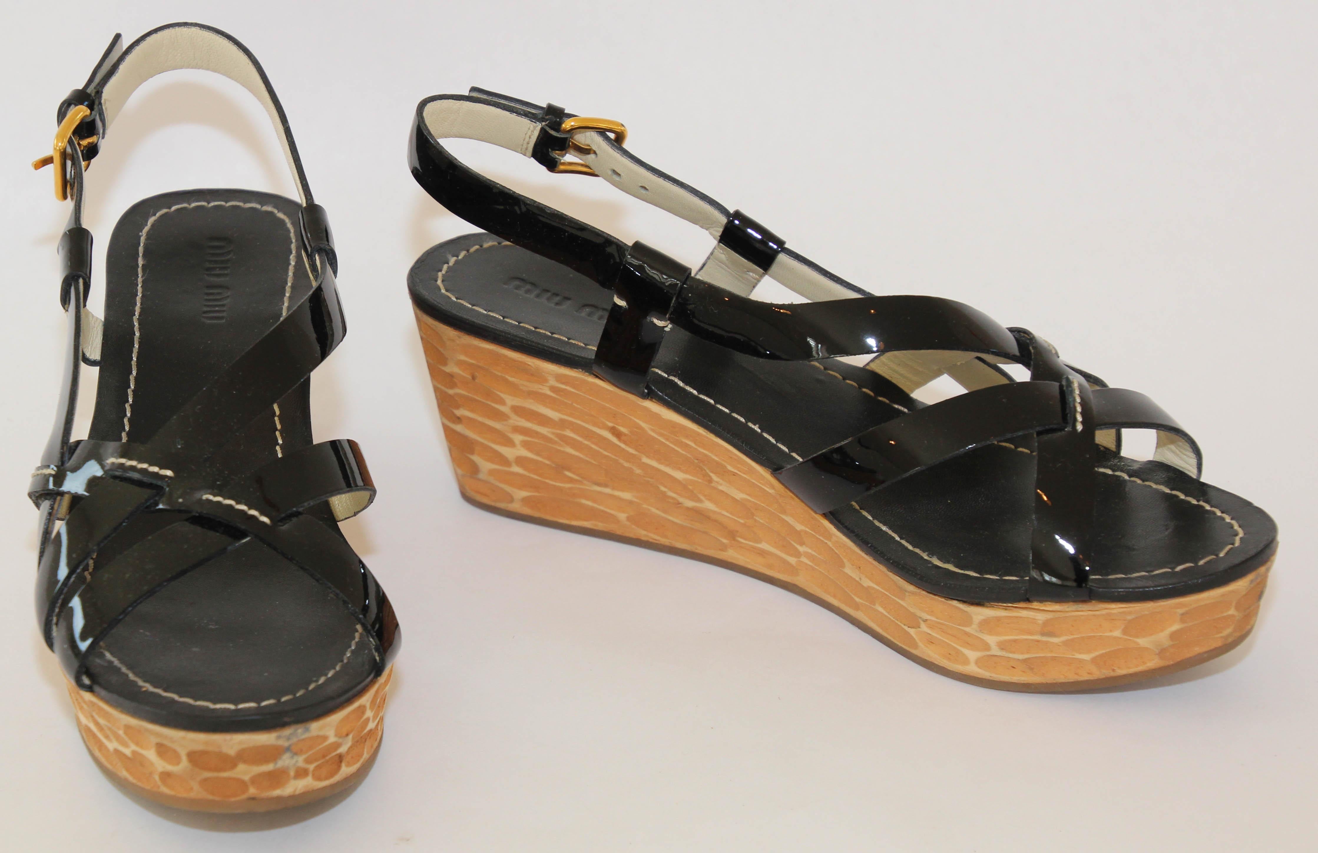 MIU MIU Black Criss Cross Patent Leather Sling Back Wooden Wedges Sandals For Sale 4