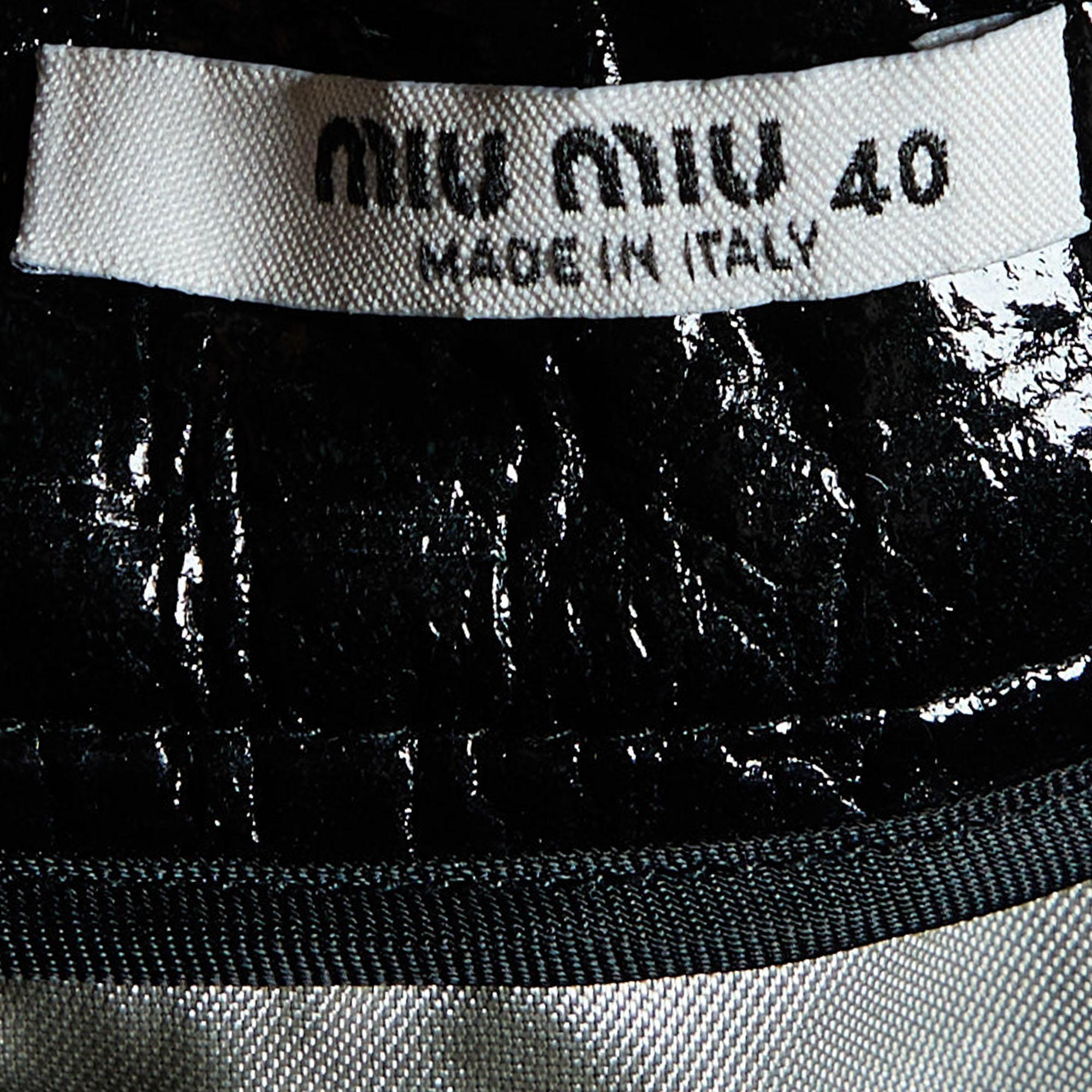 Women's Miu Miu Black Crocodile Embossed Ciré Mini Skirt S For Sale