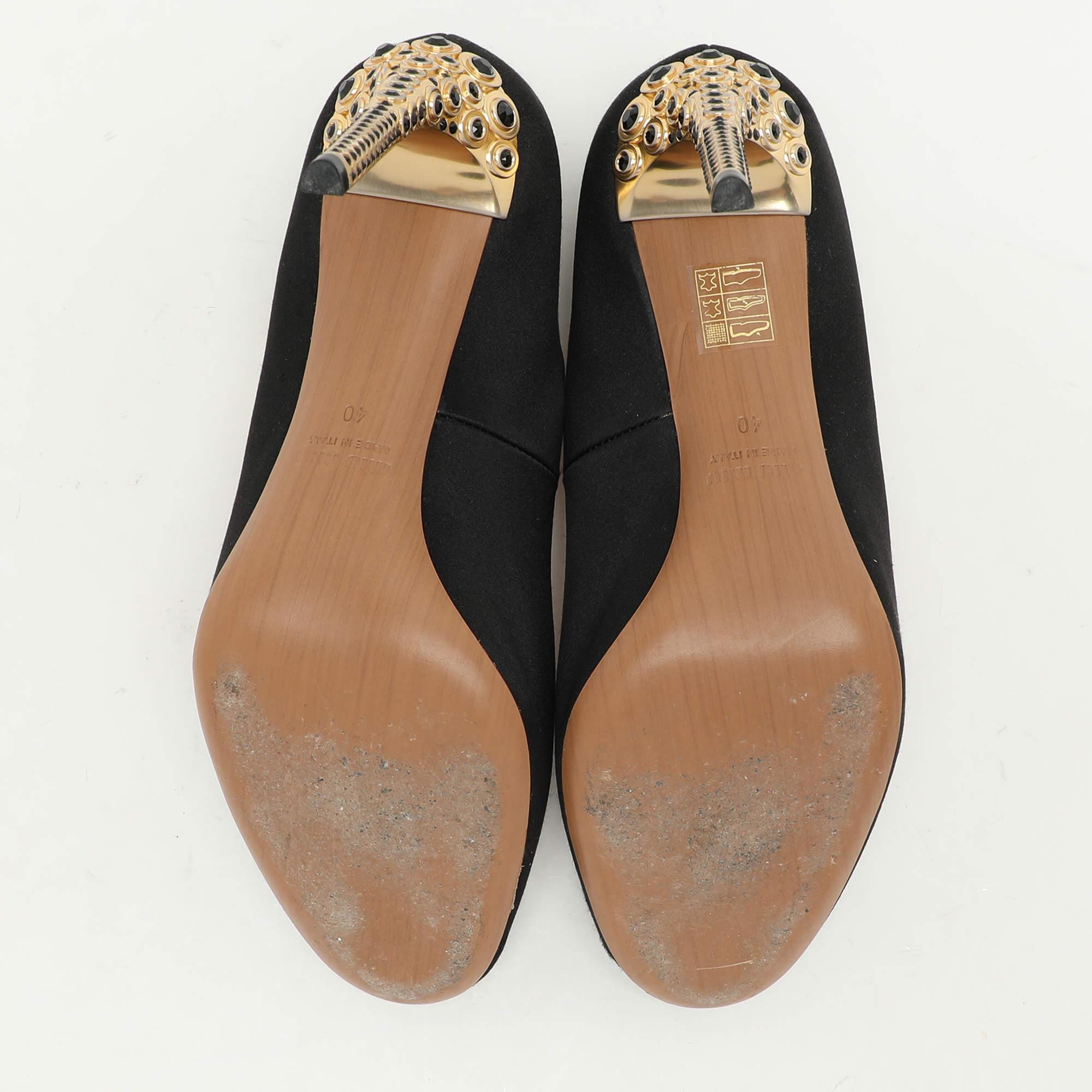 Miu Schwarz/Gold Satin und Leder Mary Jane Pumps Größe 40 im Angebot 2